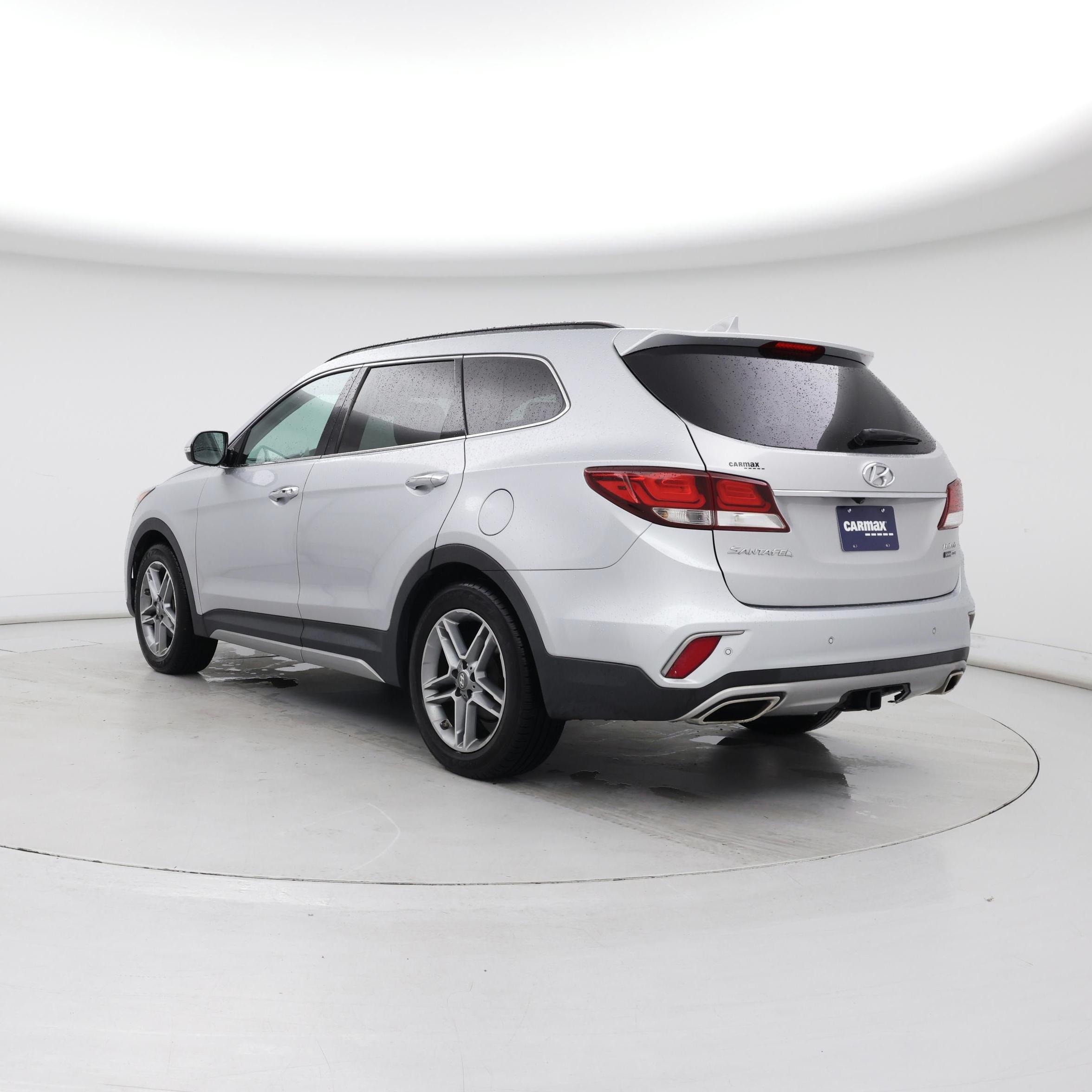 Thumbnail: 2017 Hyundai Santa Fe - 2