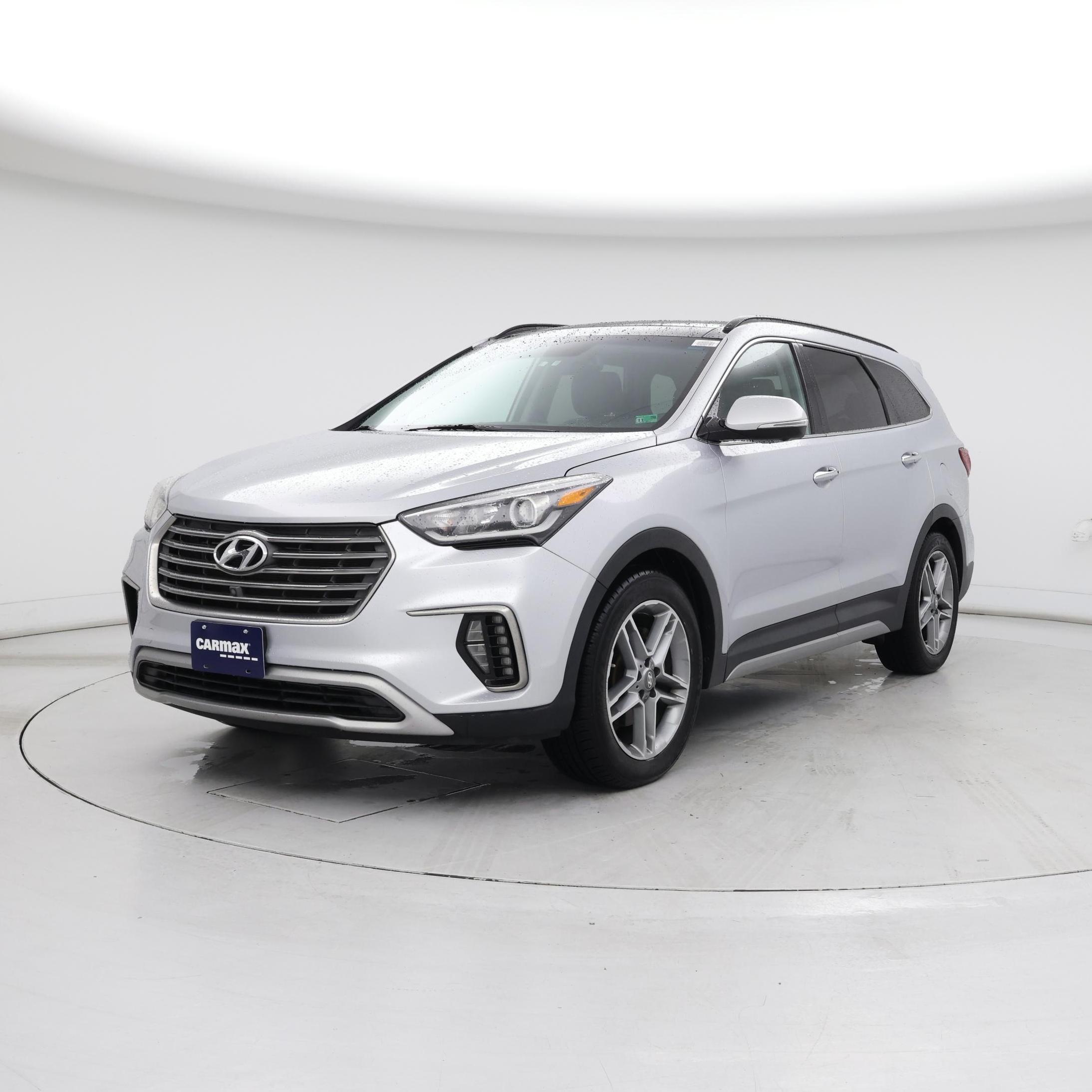 Thumbnail: 2017 Hyundai Santa Fe - 4
