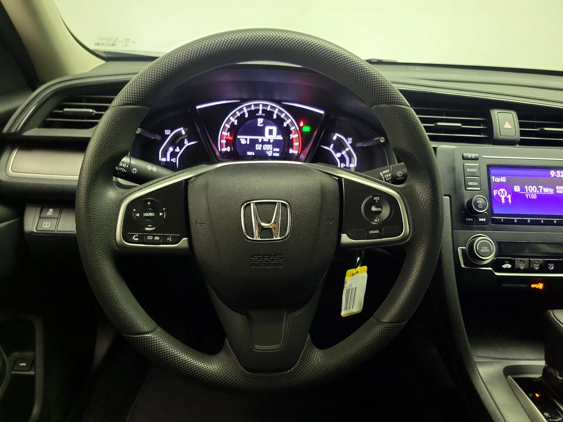 Thumbnail: 2016 Honda Civic - 10