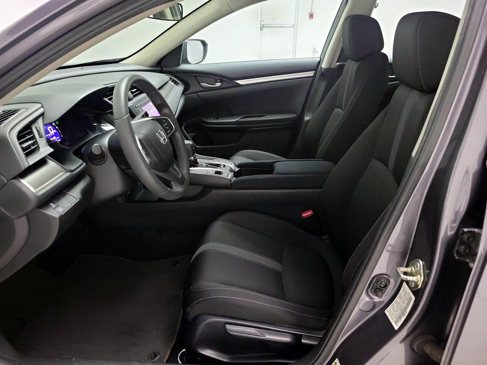 Thumbnail: 2016 Honda Civic - 11