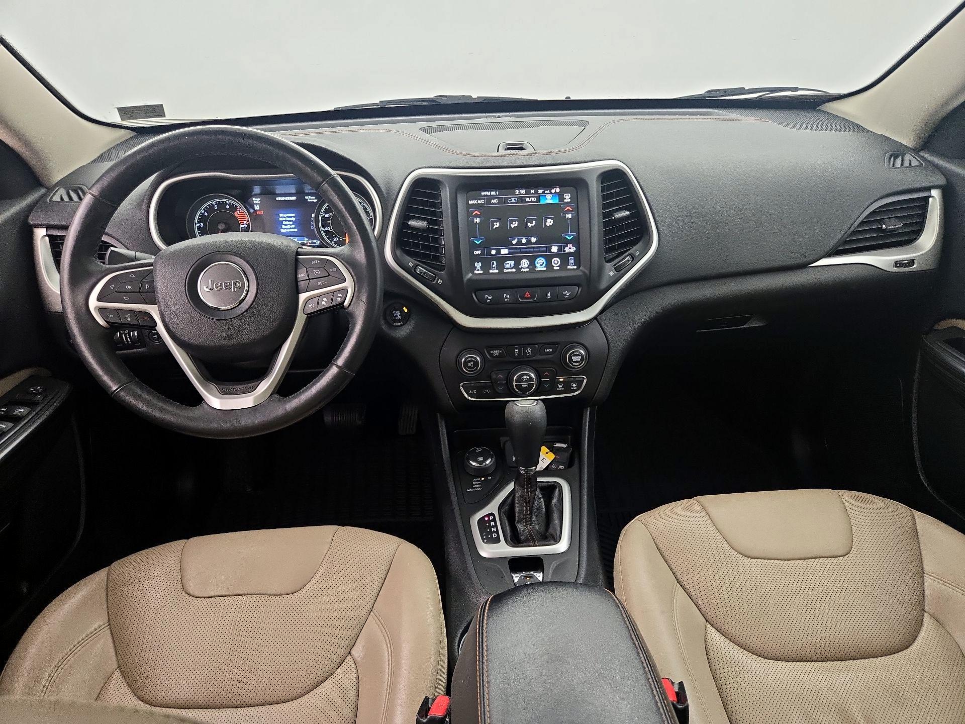 Thumbnail: 2016 Jeep Cherokee - 9