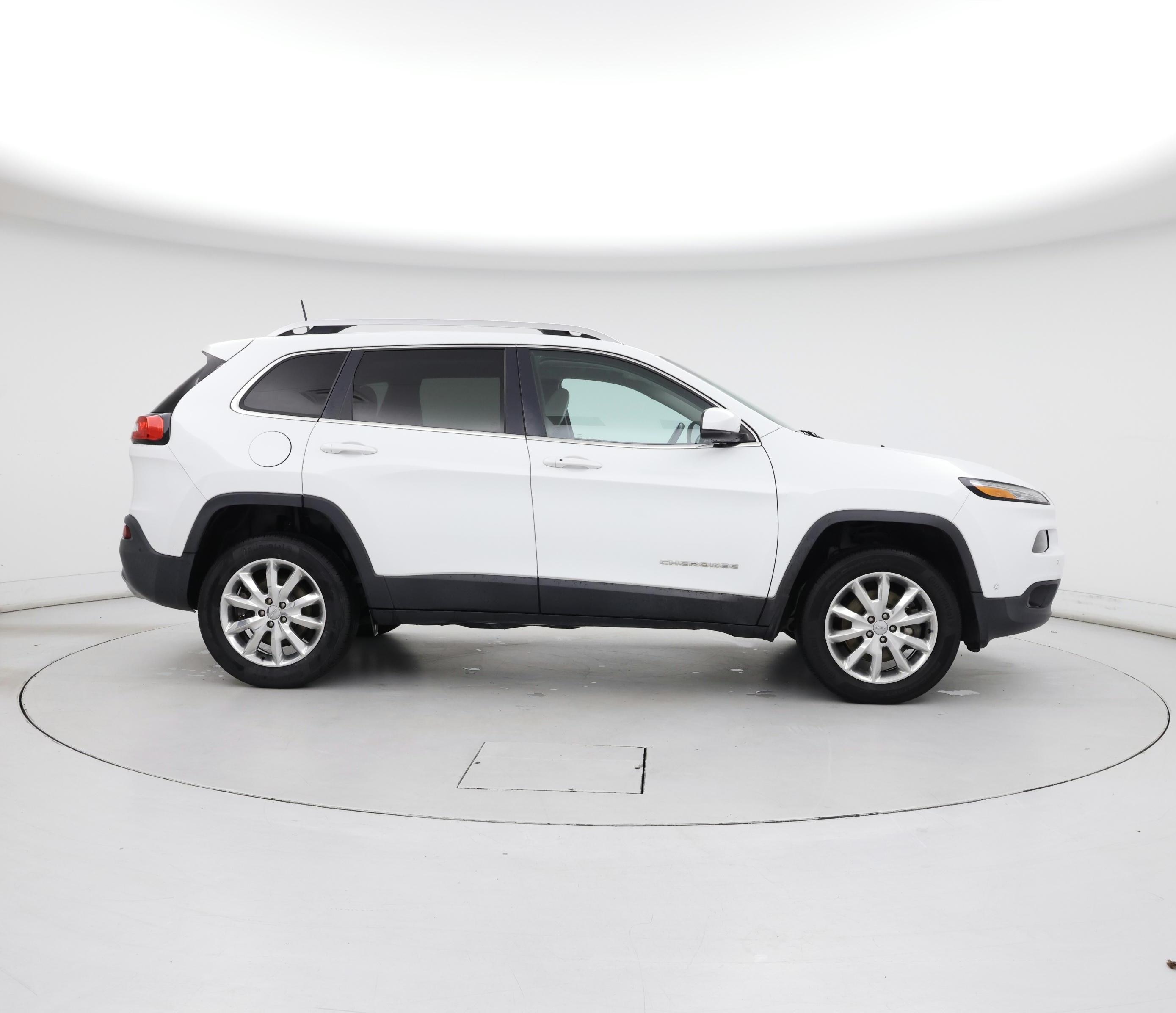 Thumbnail: 2016 Jeep Cherokee - 7