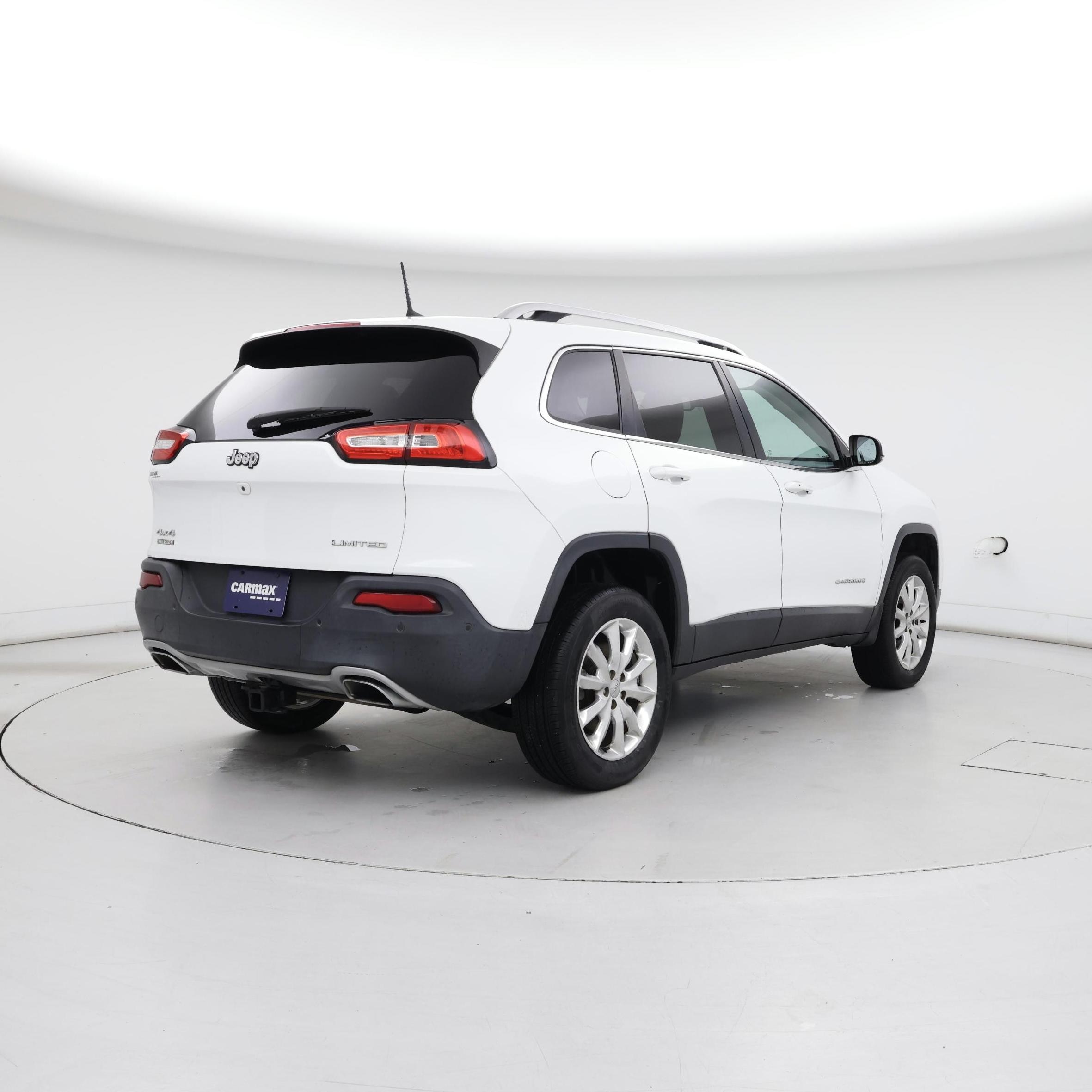 Thumbnail: 2016 Jeep Cherokee - 8