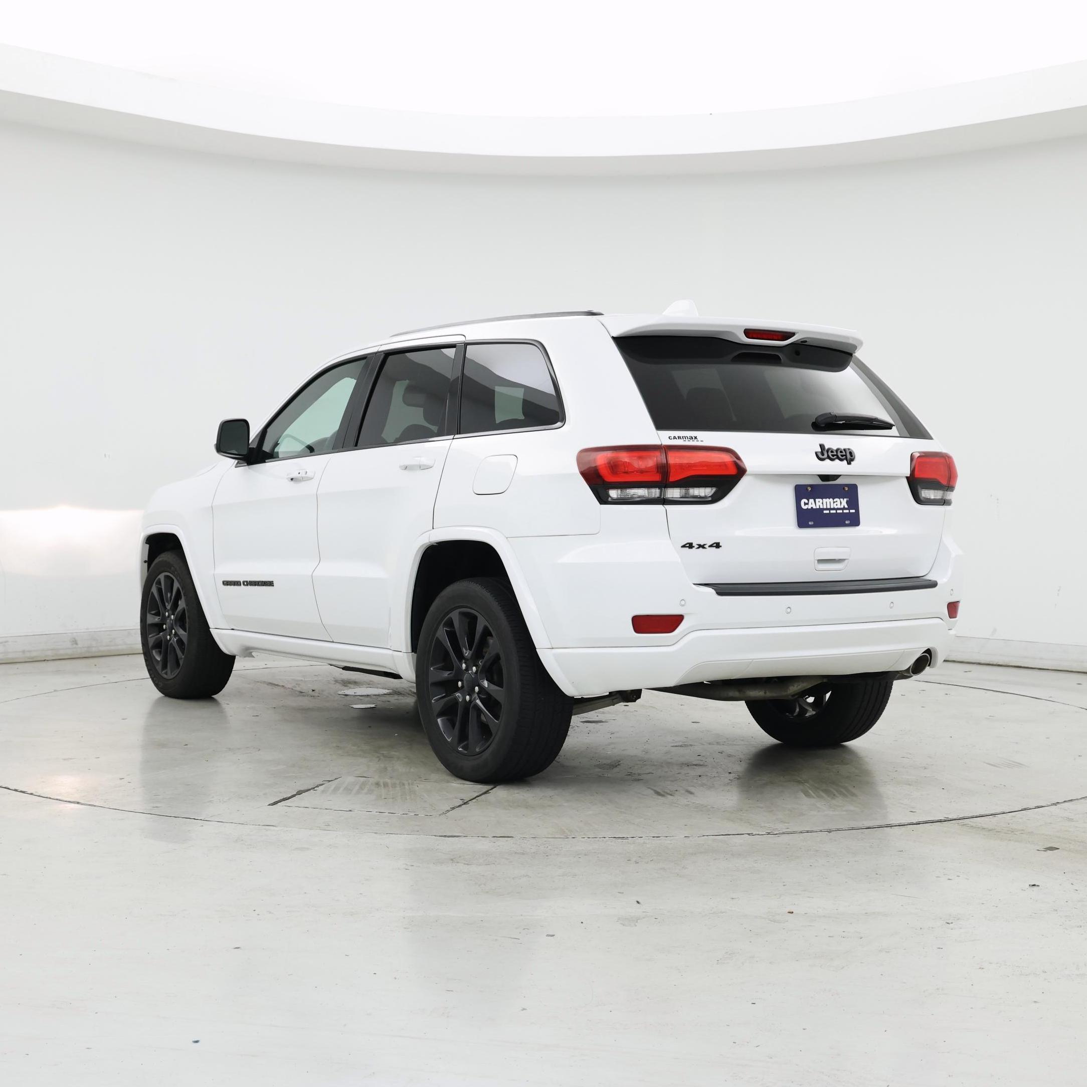 Thumbnail: 2025 Acura RDX - 2