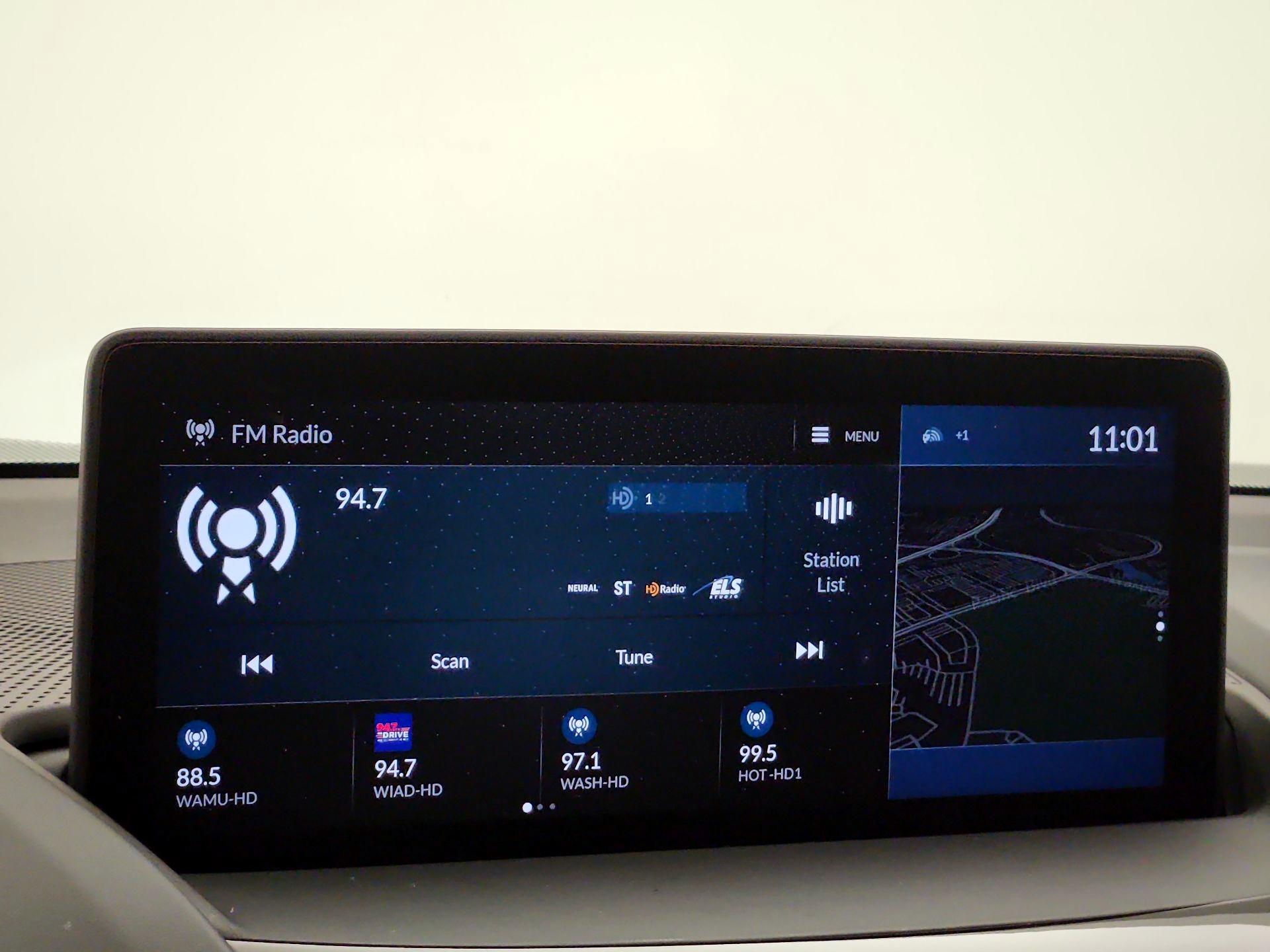 Thumbnail: 2025 Acura RDX - 16