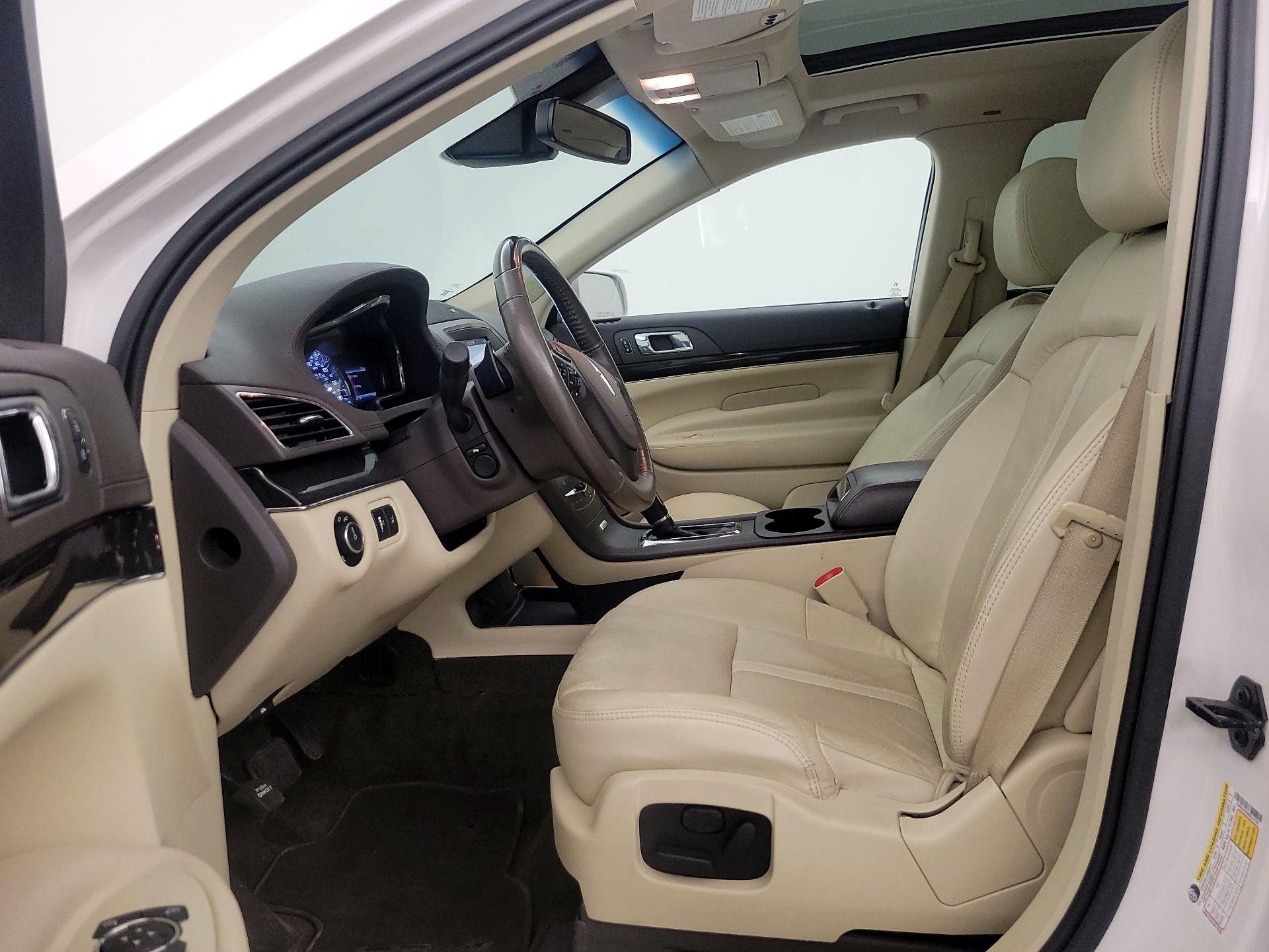 Thumbnail: 2017 Lincoln MKT - 11