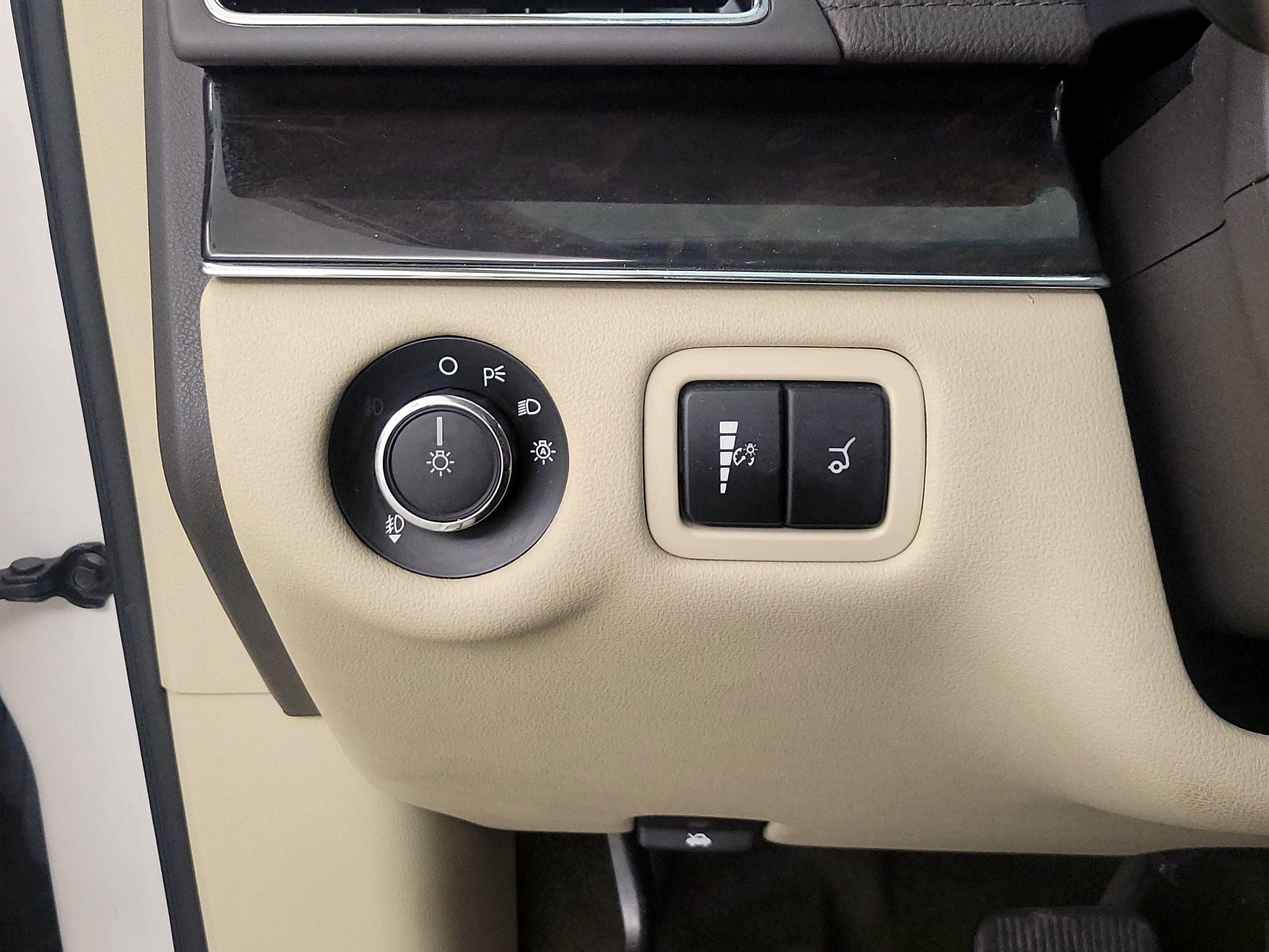 Thumbnail: 2017 Lincoln MKT - 13