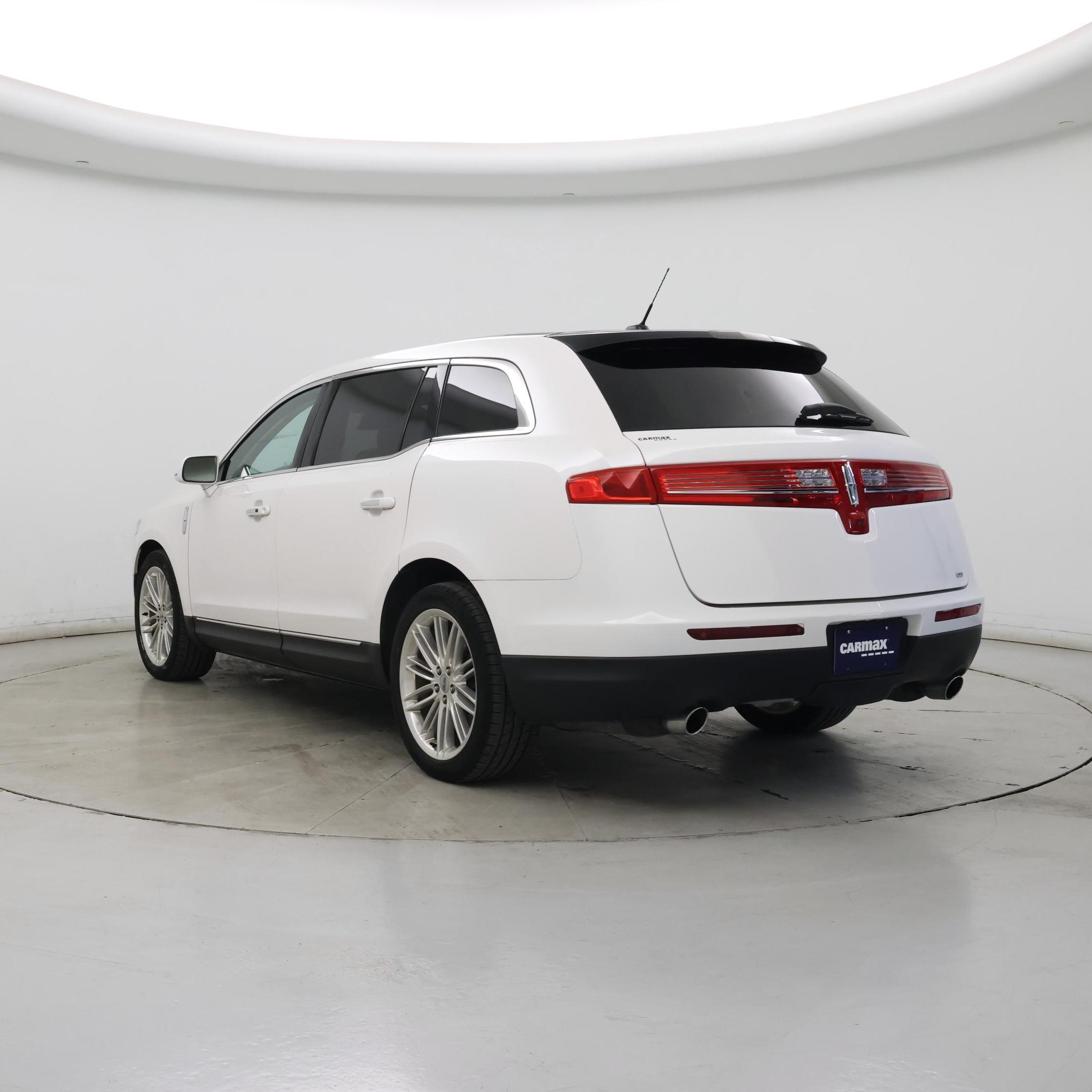 Thumbnail: 2017 Lincoln MKT - 2