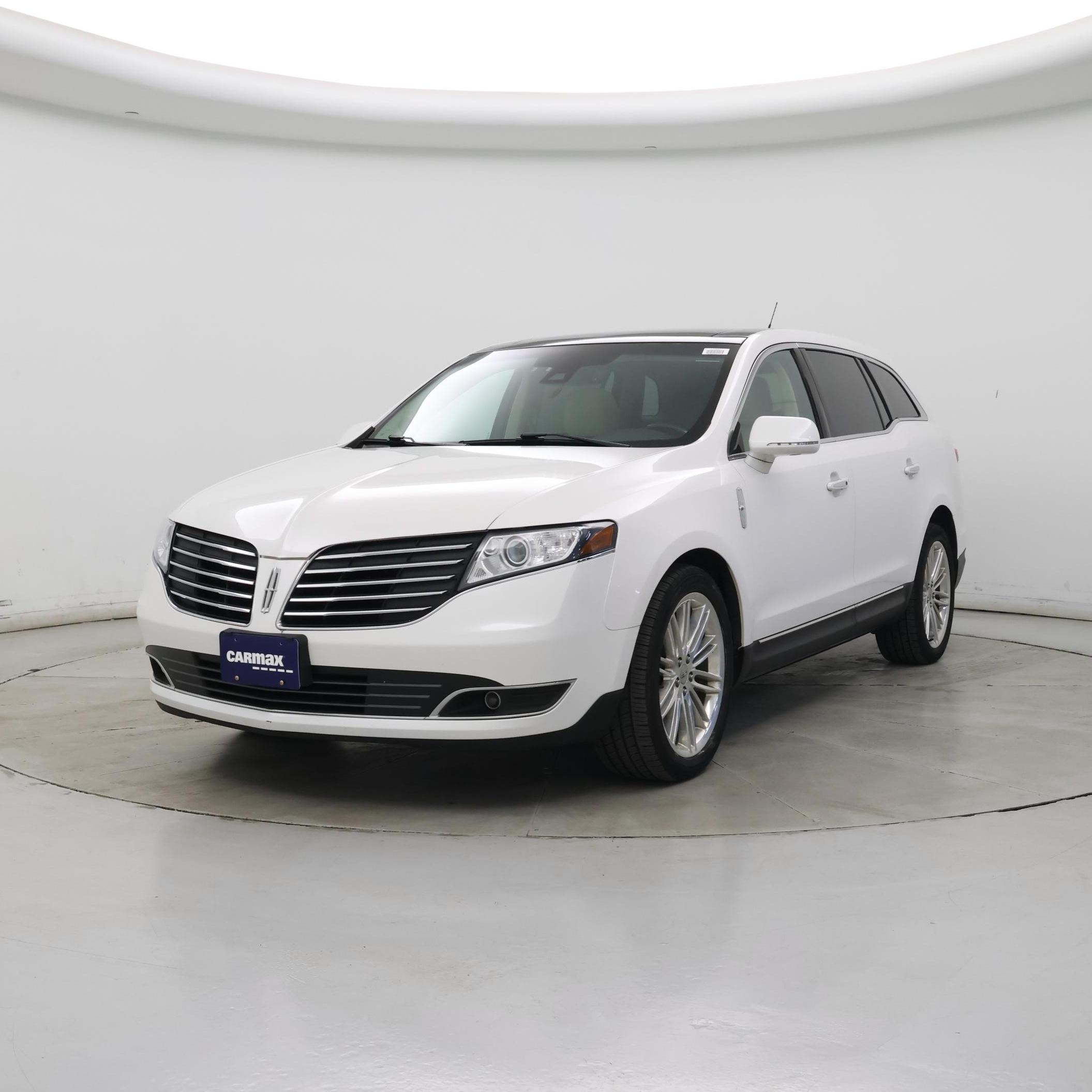 Thumbnail: 2017 Lincoln MKT - 4
