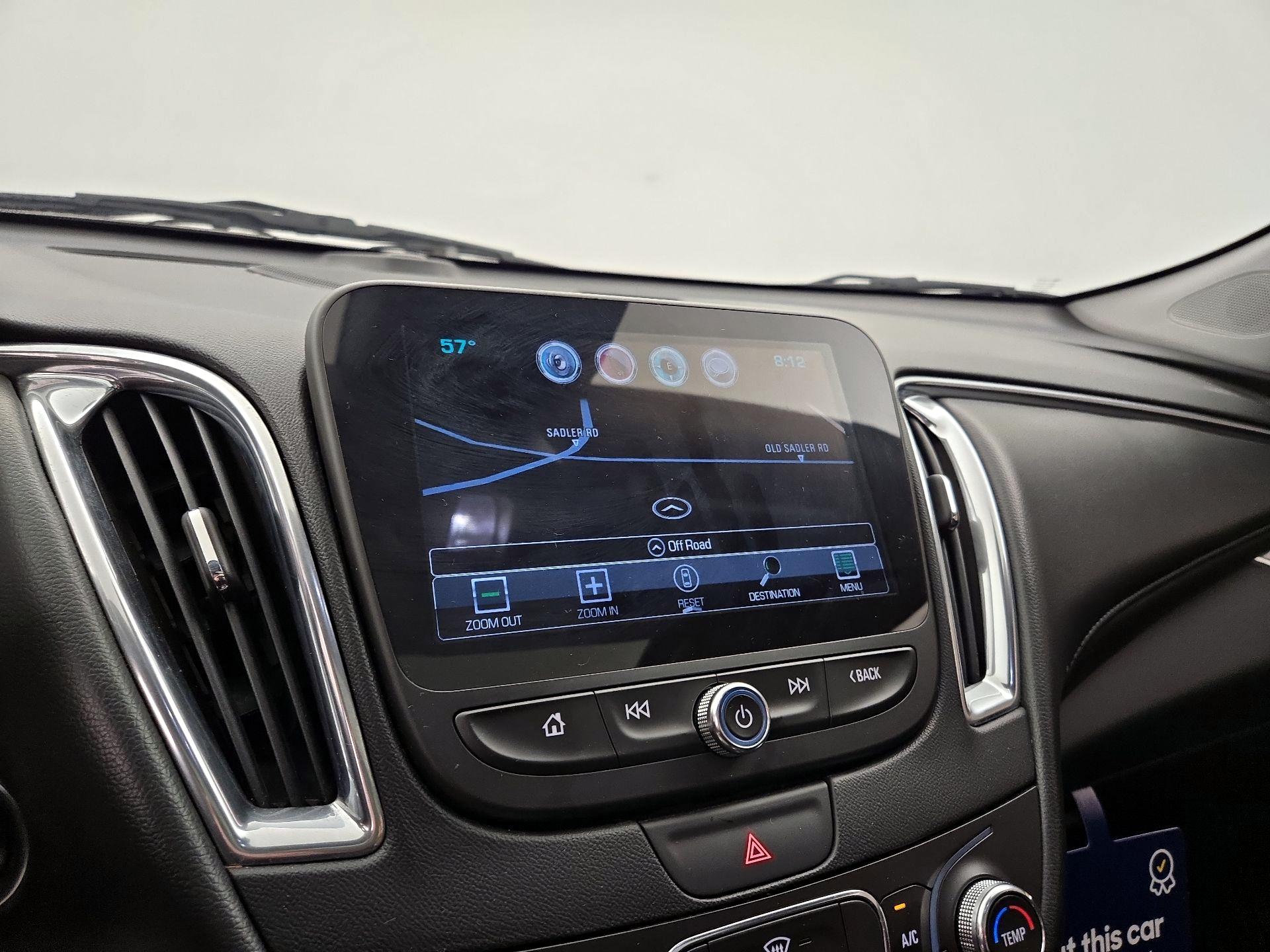 Thumbnail: 2016 Chevrolet Malibu - 14