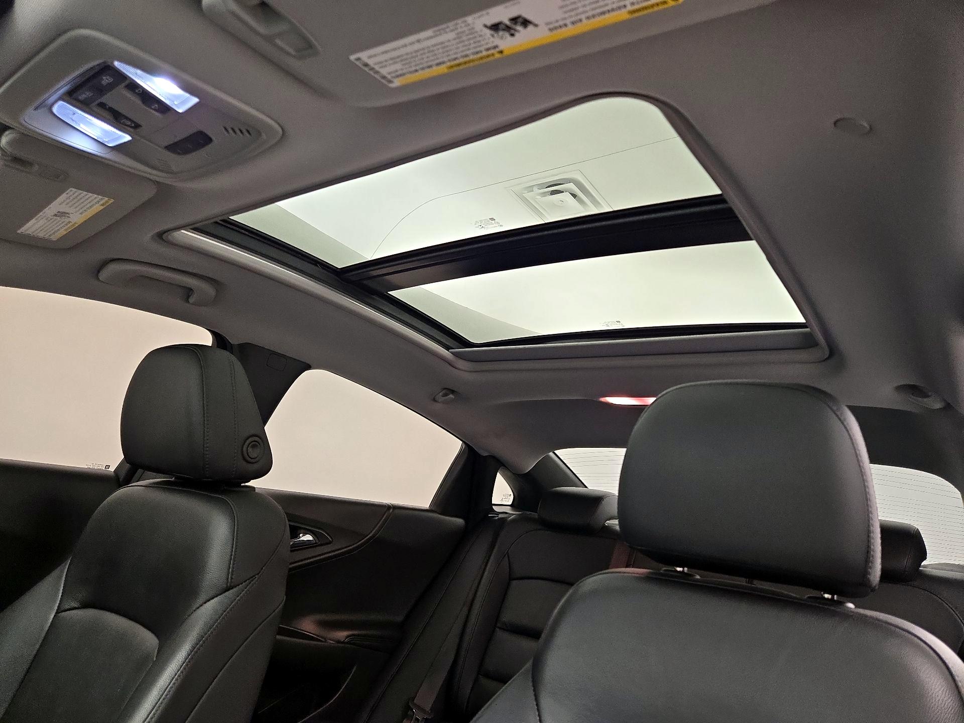 Thumbnail: 2016 Chevrolet Malibu - 20