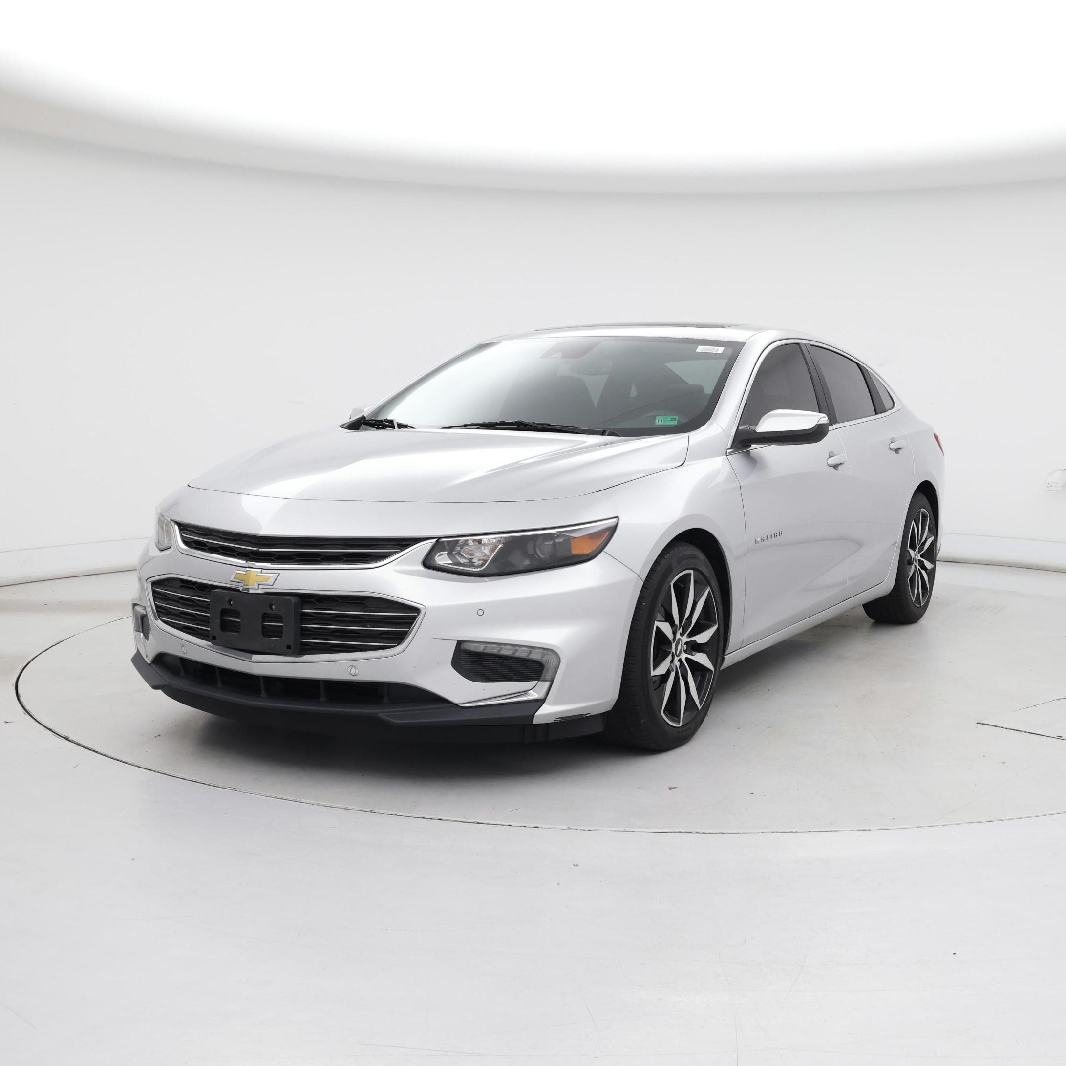 Thumbnail: 2016 Chevrolet Malibu - 4