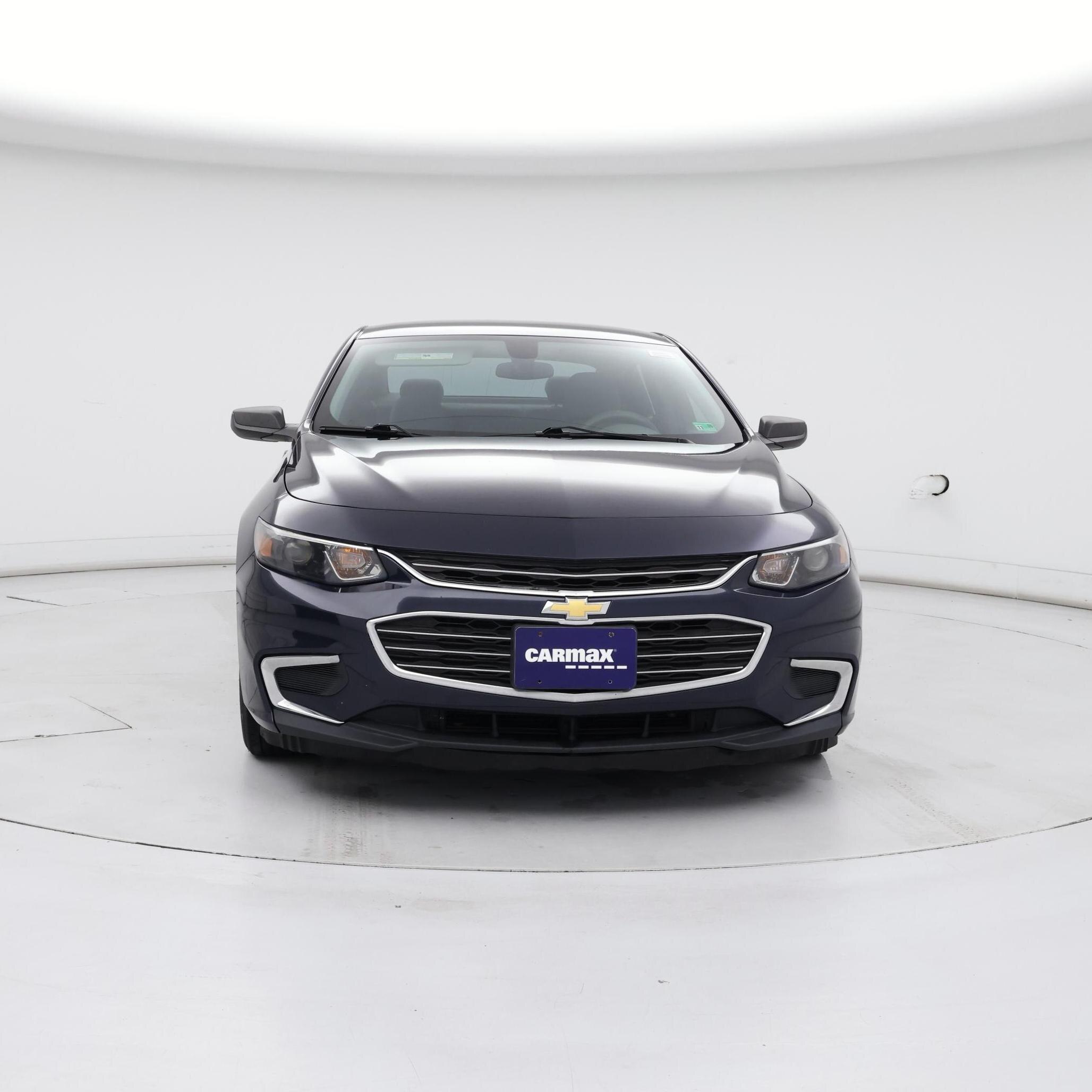 Thumbnail: 2017 Chevrolet Malibu - 5