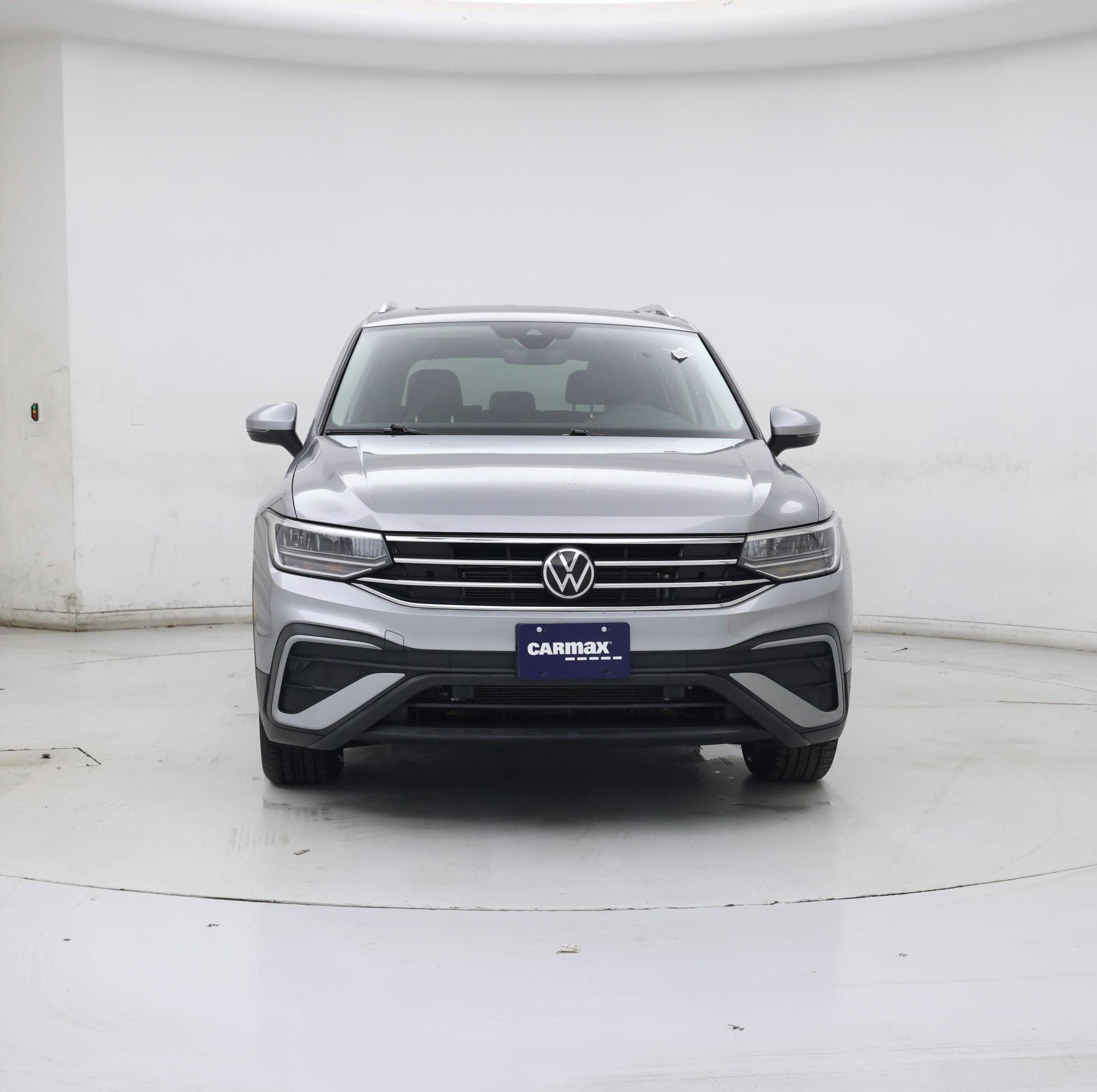 Thumbnail: 2022 Volkswagen Tiguan - 5