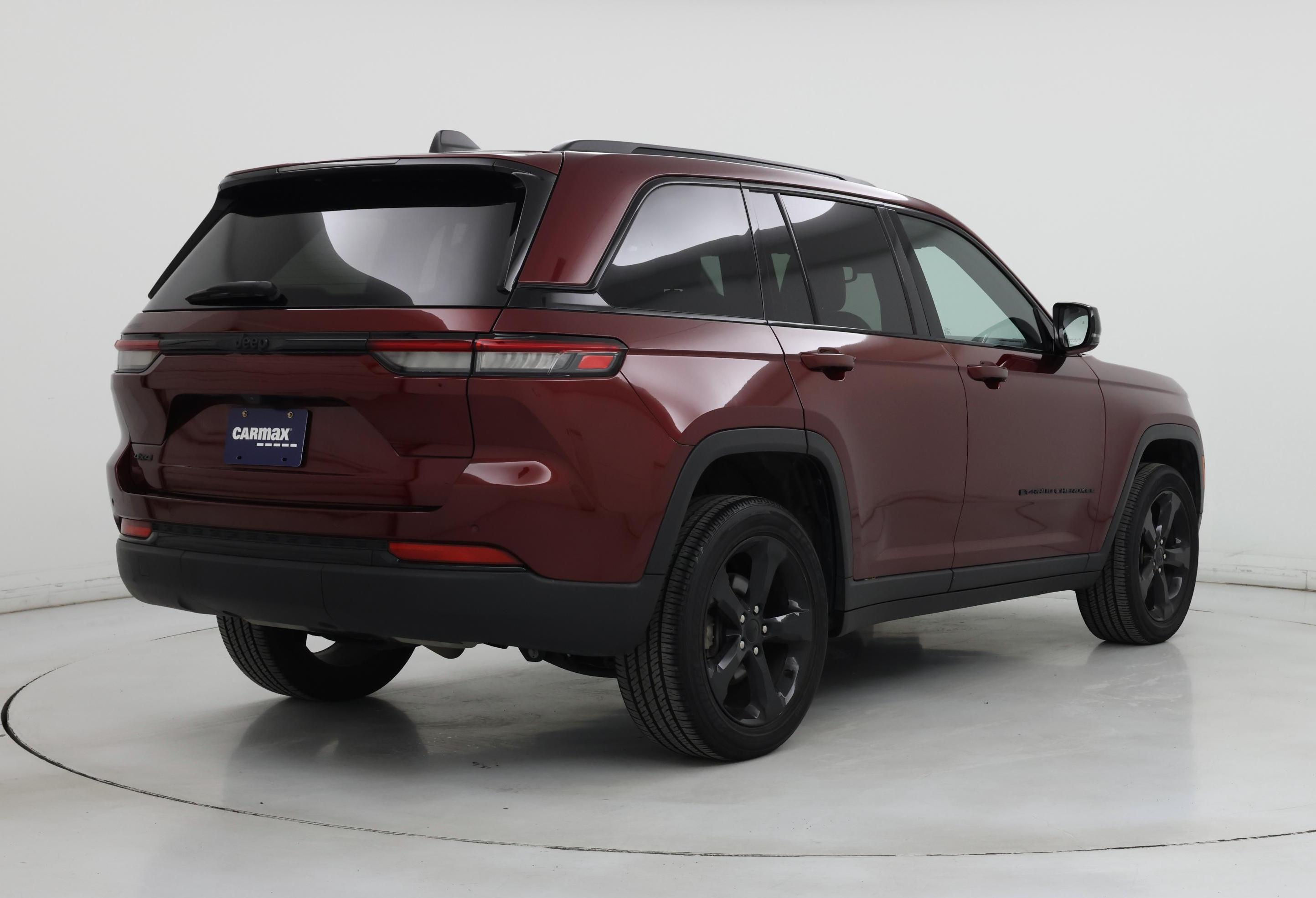 Thumbnail: 2023 Jeep Grand Cherokee - 8