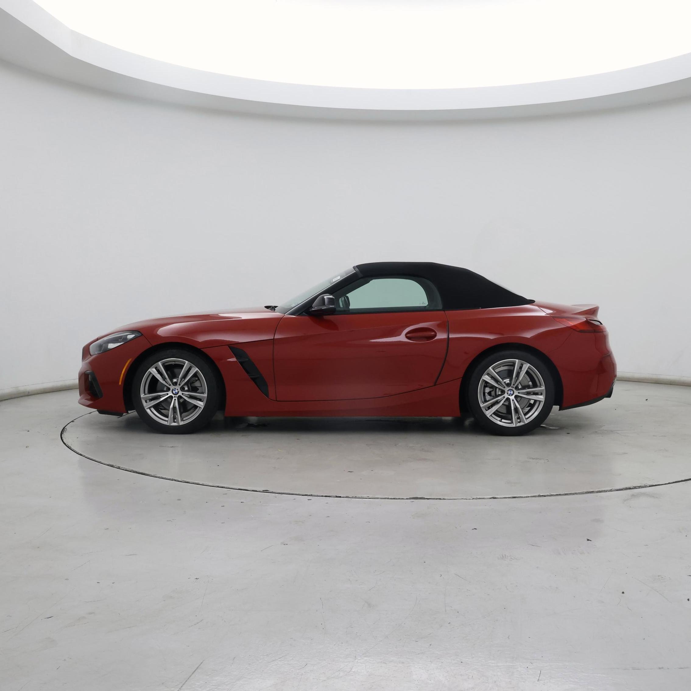 Thumbnail: 2022 BMW Z4 - 3