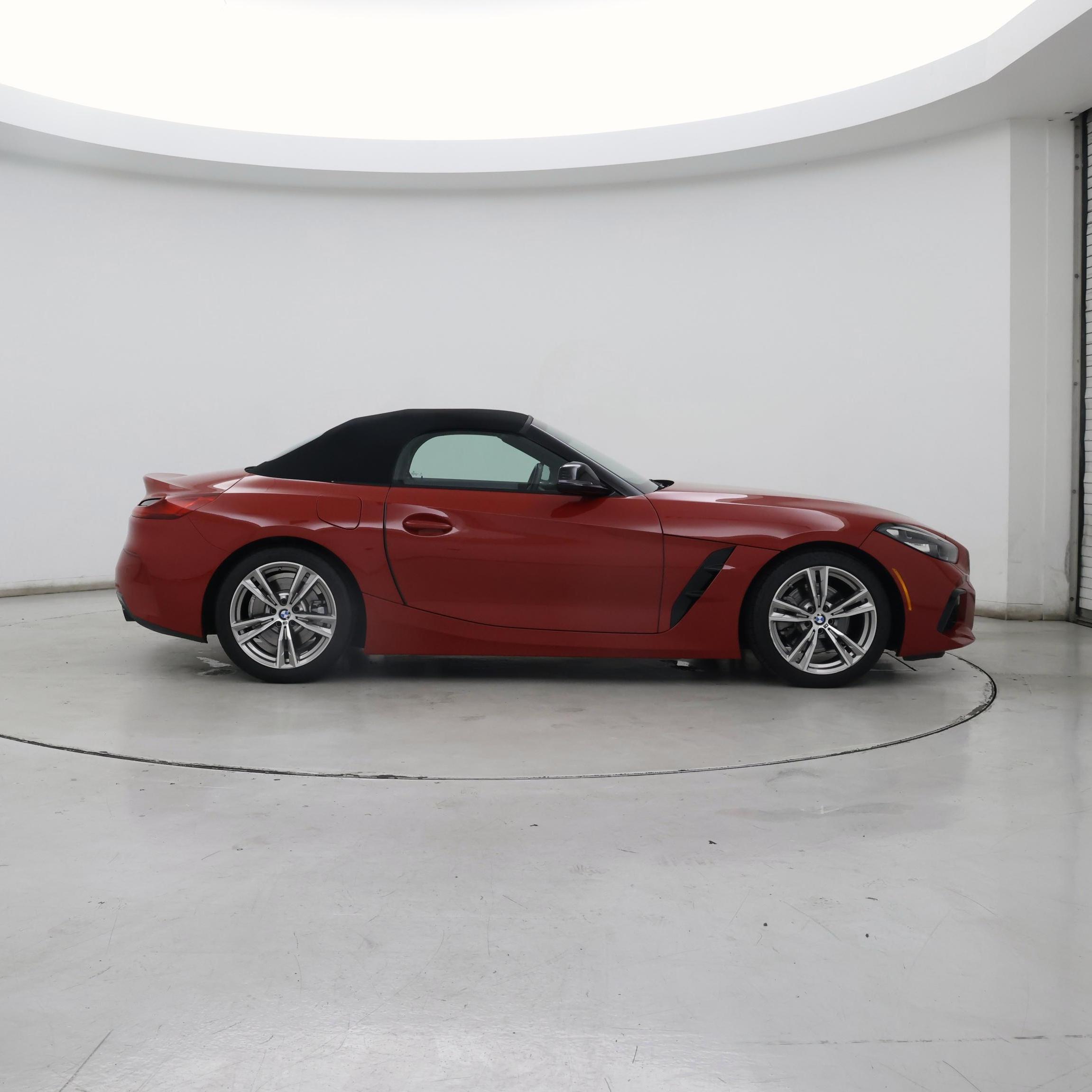 Thumbnail: 2022 BMW Z4 - 7