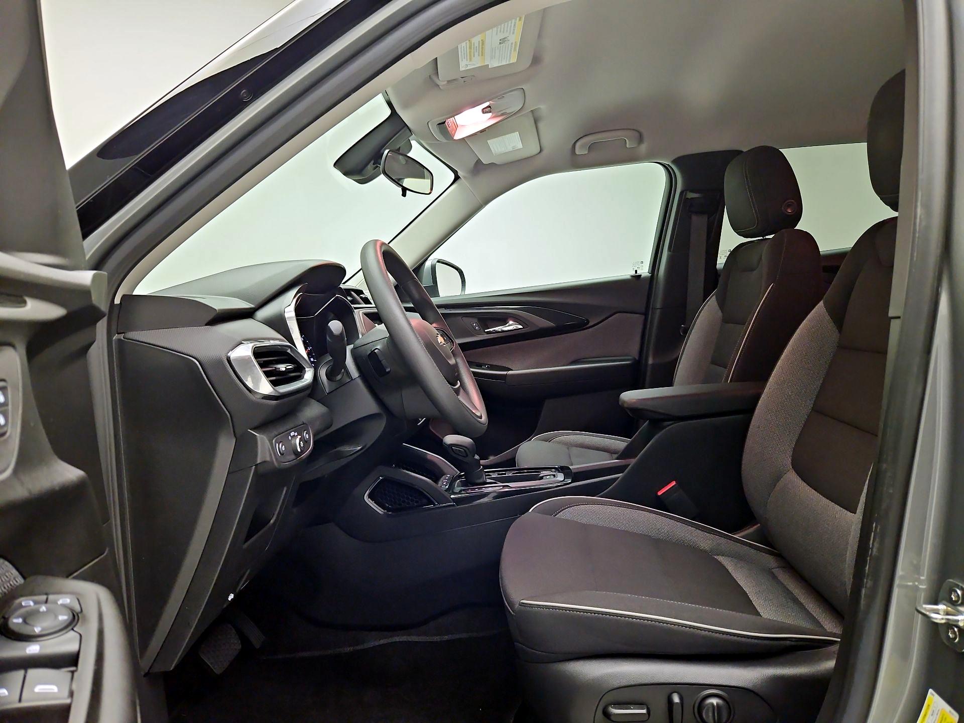 Thumbnail: 2023 Chevrolet TrailBlazer - 11