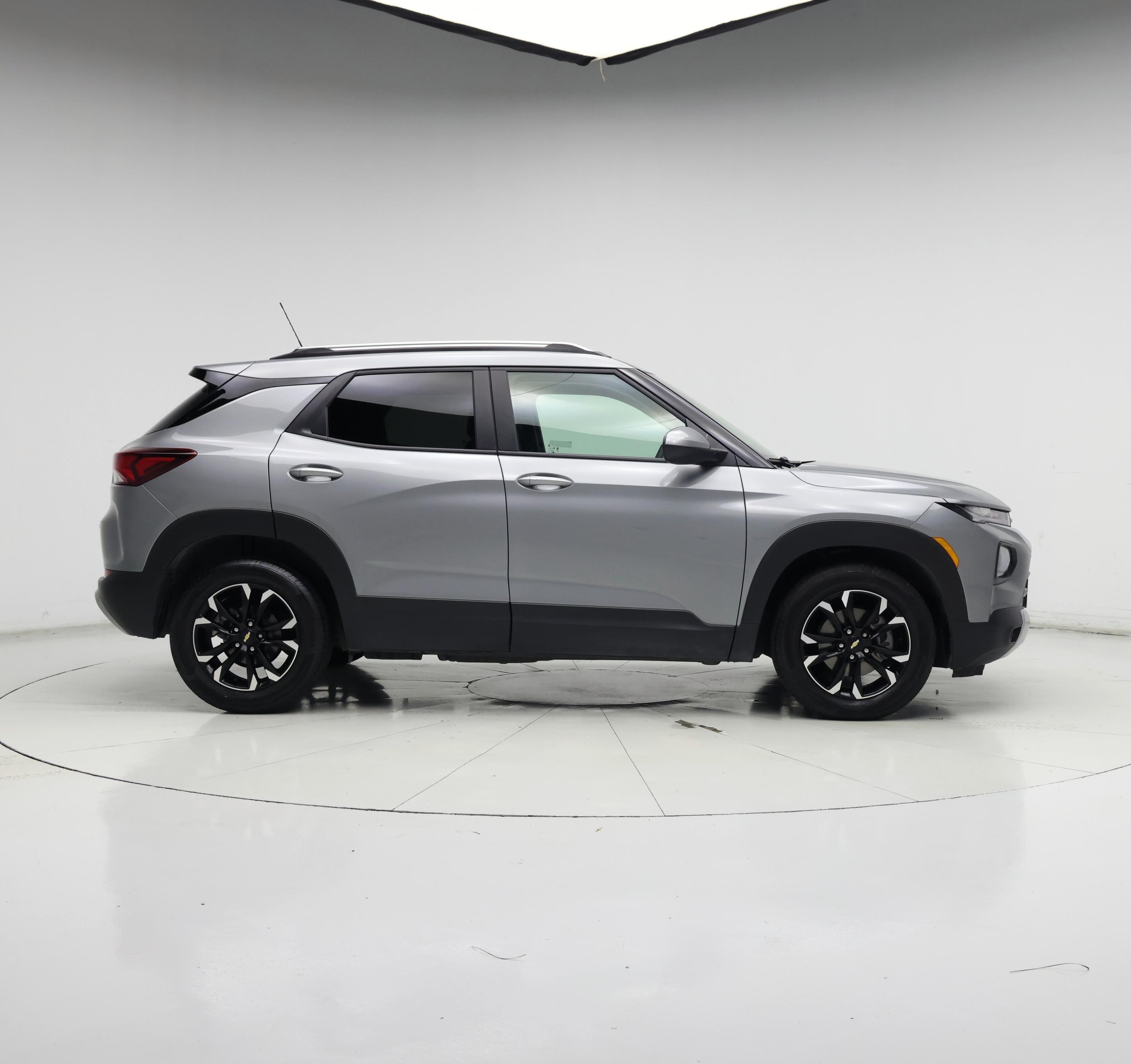 Thumbnail: 2023 Chevrolet TrailBlazer - 7