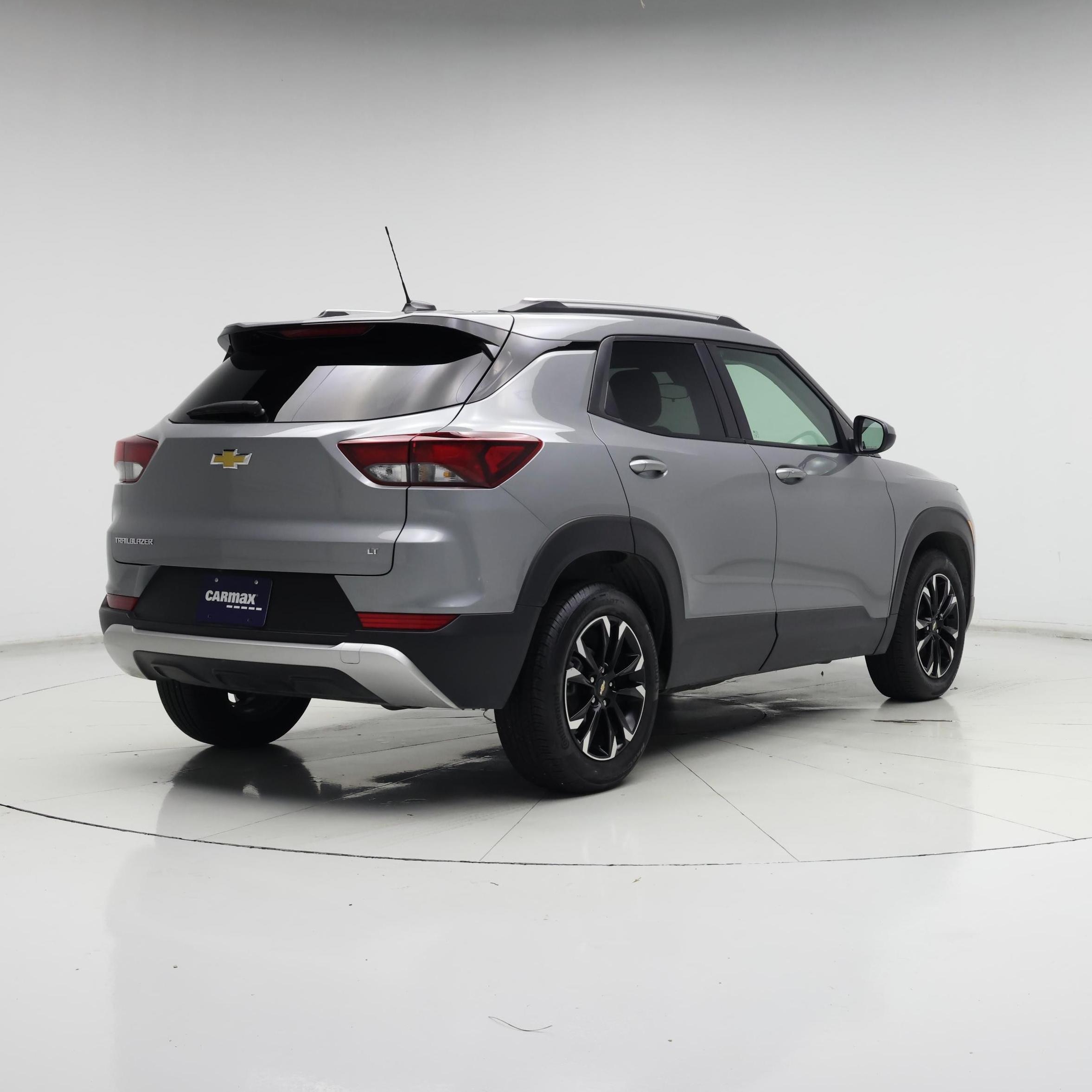 Thumbnail: 2023 Chevrolet TrailBlazer - 8