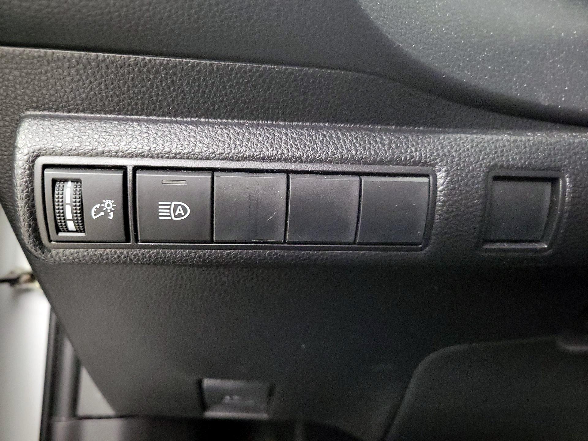 Thumbnail: 2022 Toyota Corolla - 13