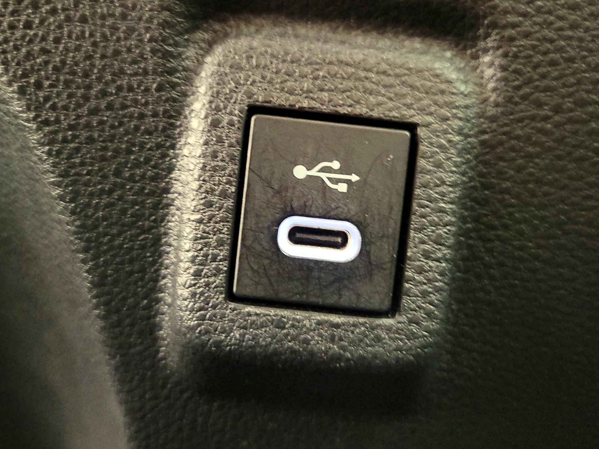 Thumbnail: 2023 Toyota Corolla - 18