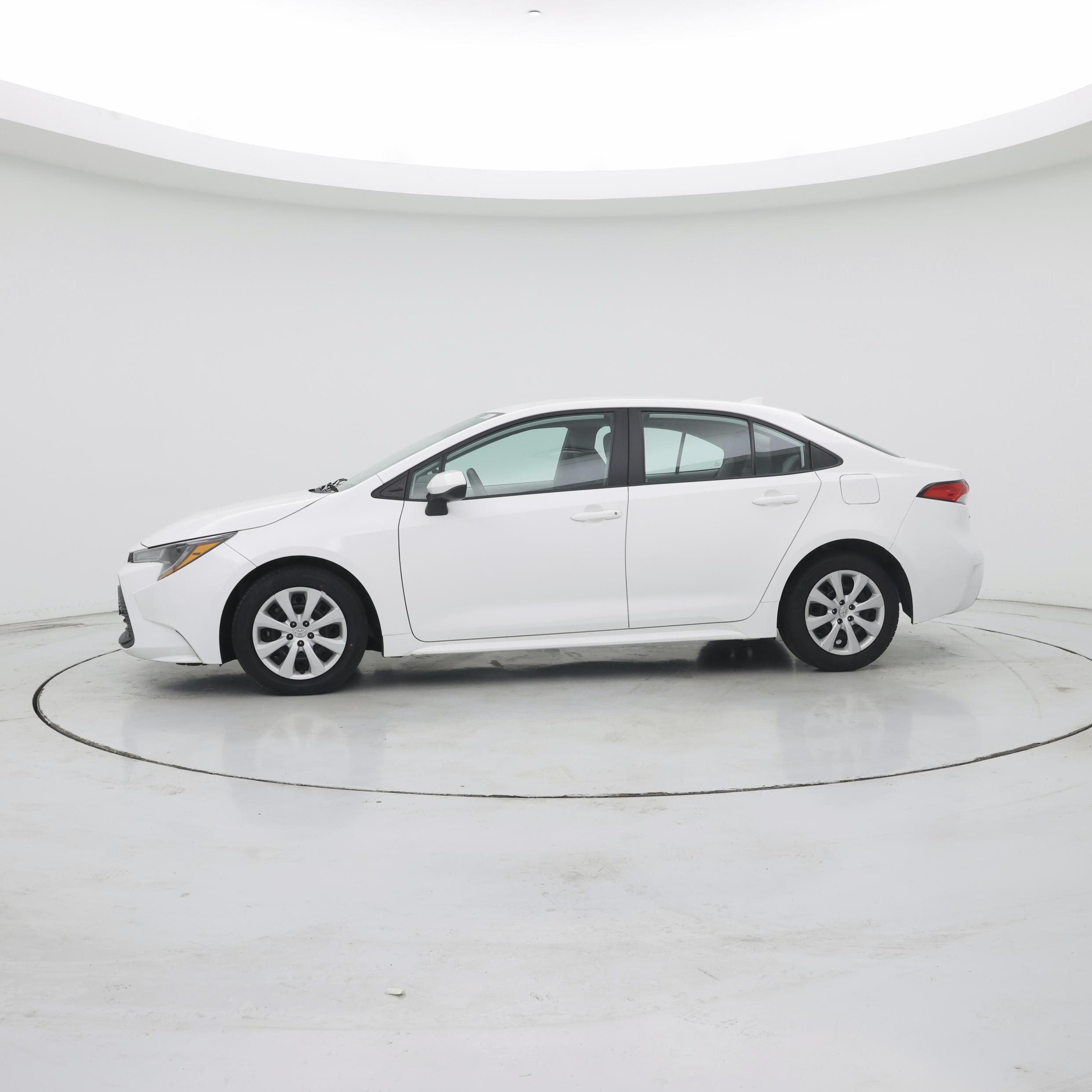 Thumbnail: 2023 Toyota Corolla - 3