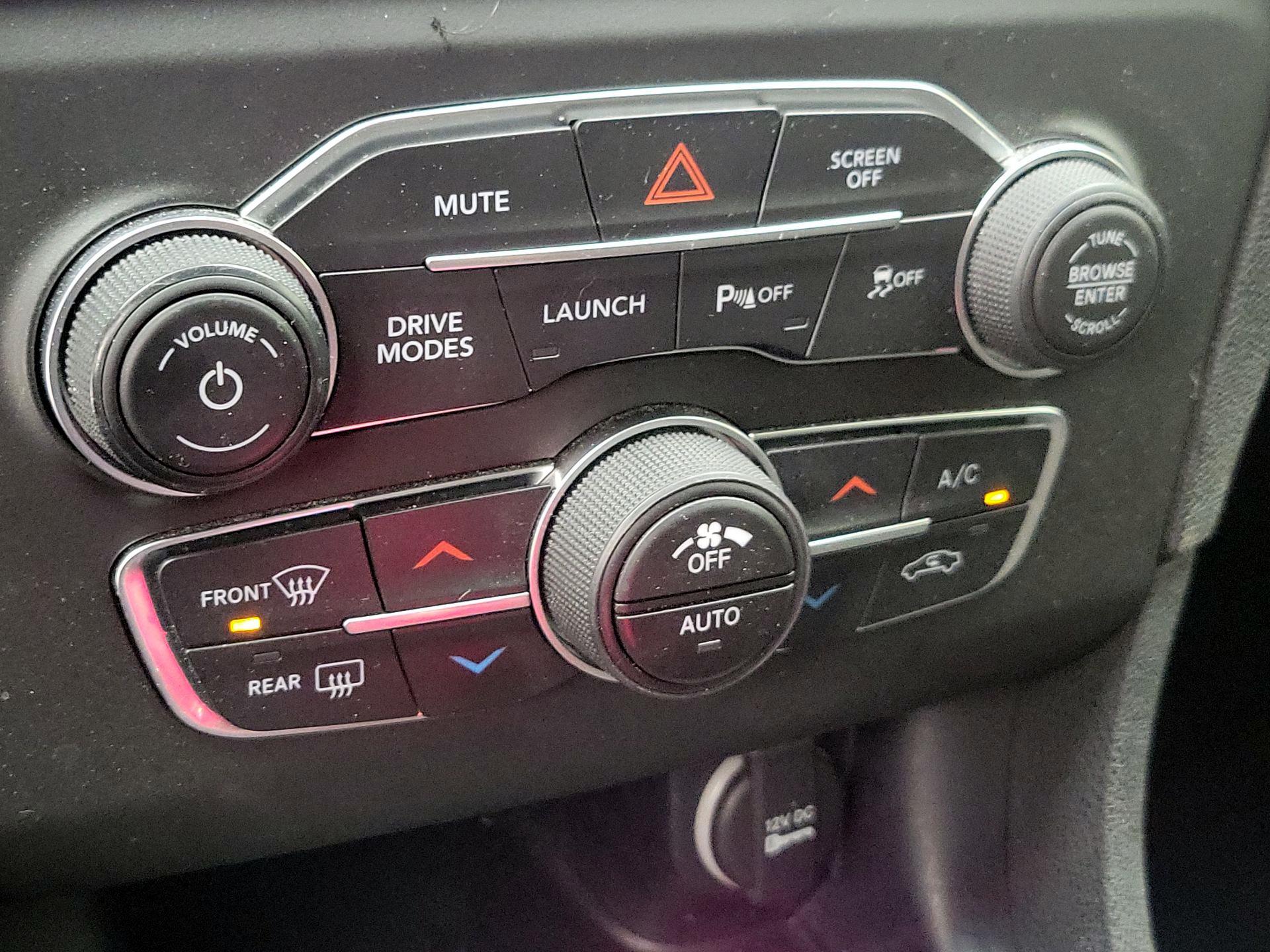 Thumbnail: 2021 Dodge Charger - 17