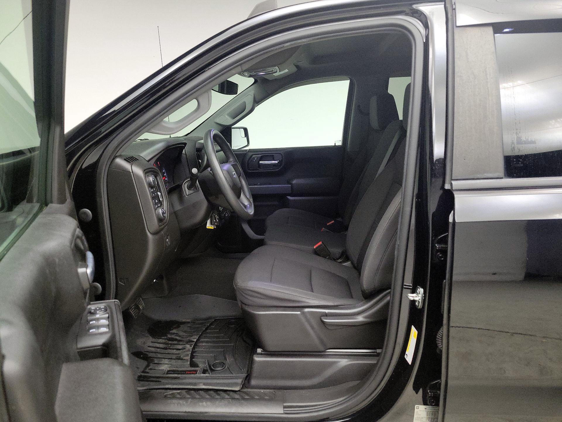 Thumbnail: 2021 Chevrolet Silverado 1500 - 11