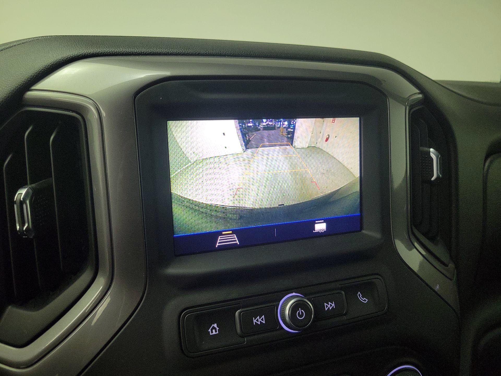 Thumbnail: 2021 Chevrolet Silverado 1500 - 14