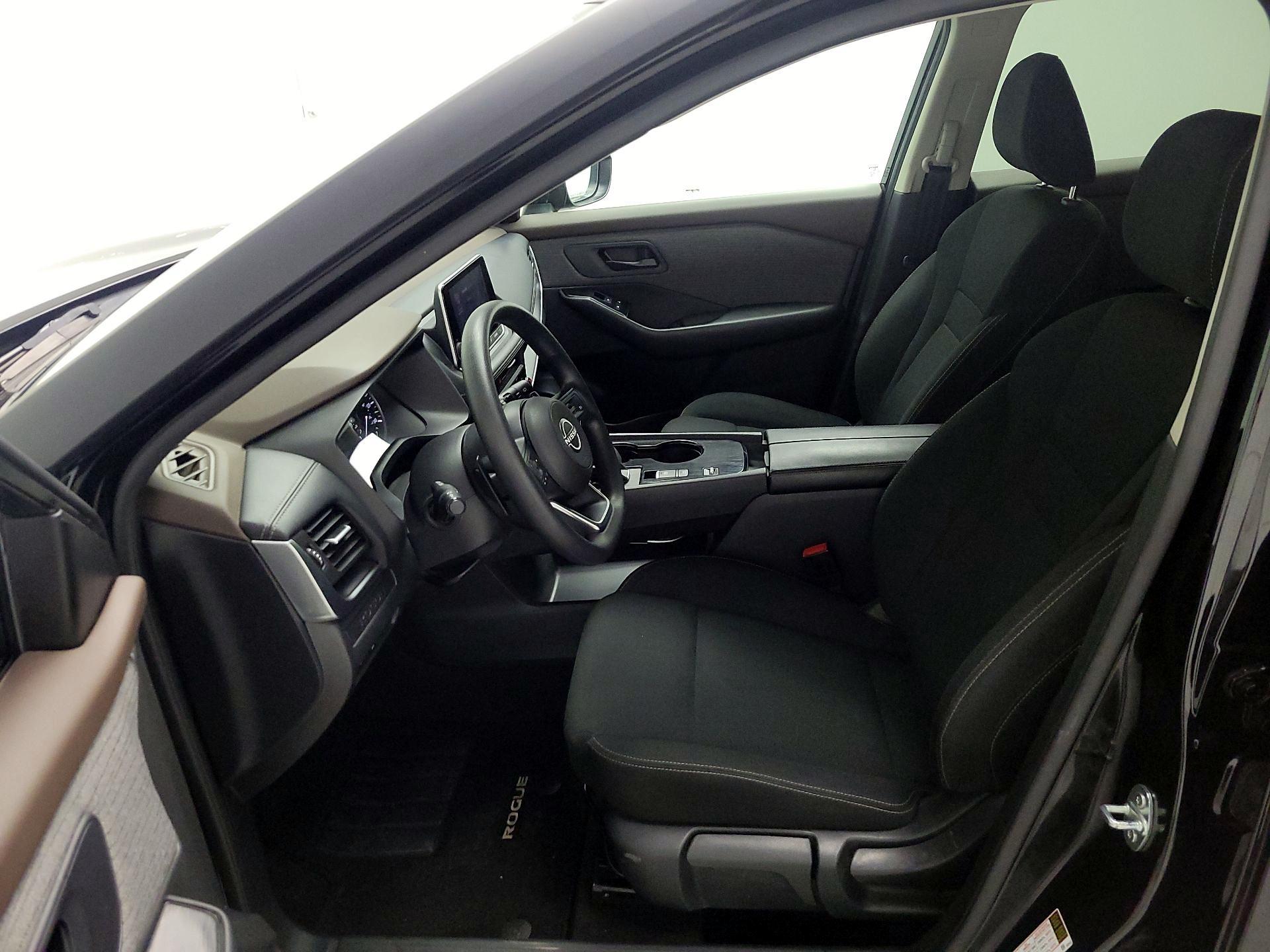 Thumbnail: 2023 Nissan Rogue - 11