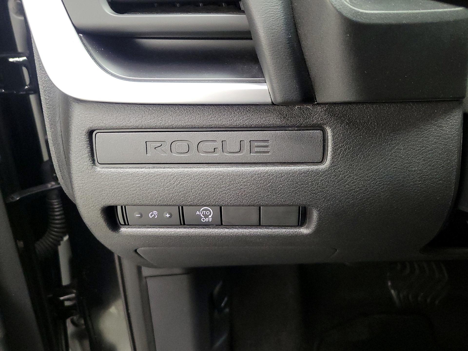 Thumbnail: 2023 Nissan Rogue - 13