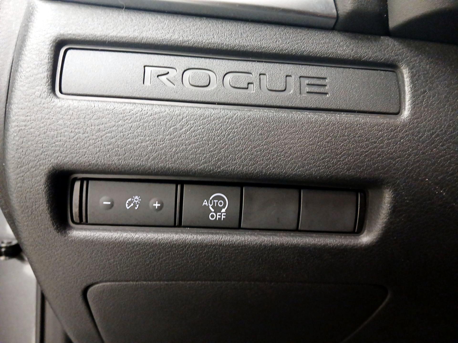 Thumbnail: 2023 Nissan Rogue - 13