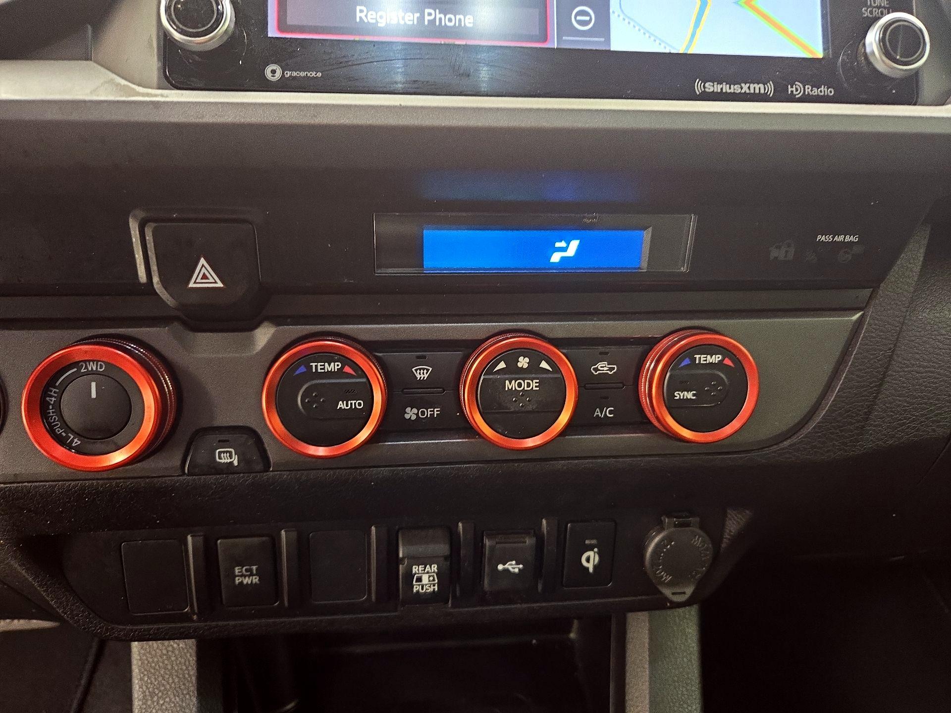 Thumbnail: 2022 Toyota Tacoma - 17