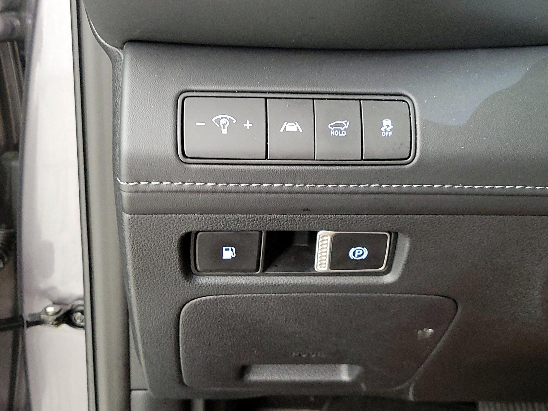 Thumbnail: 2023 Hyundai Santa Fe - 13