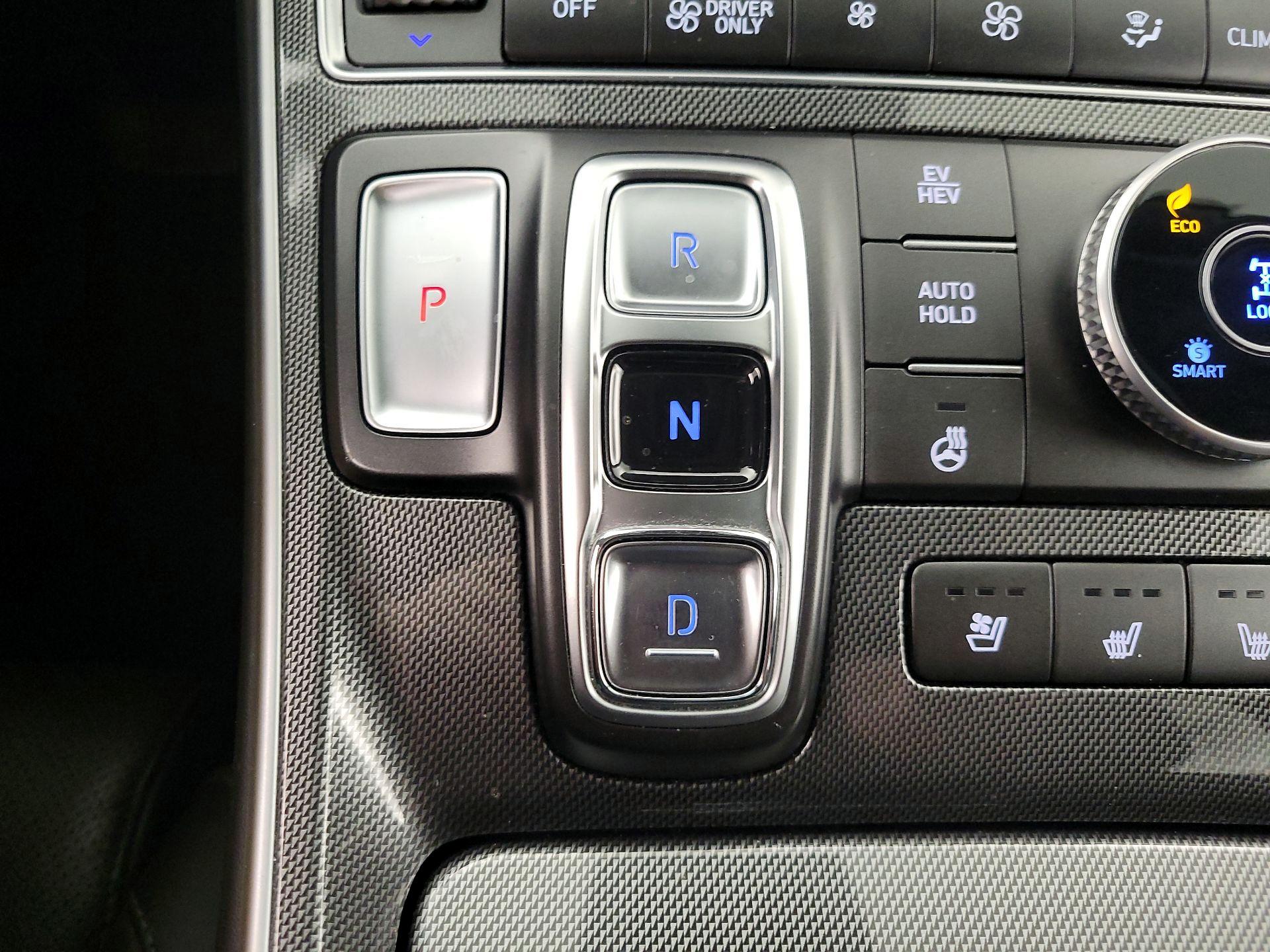 Thumbnail: 2023 Hyundai Santa Fe - 18