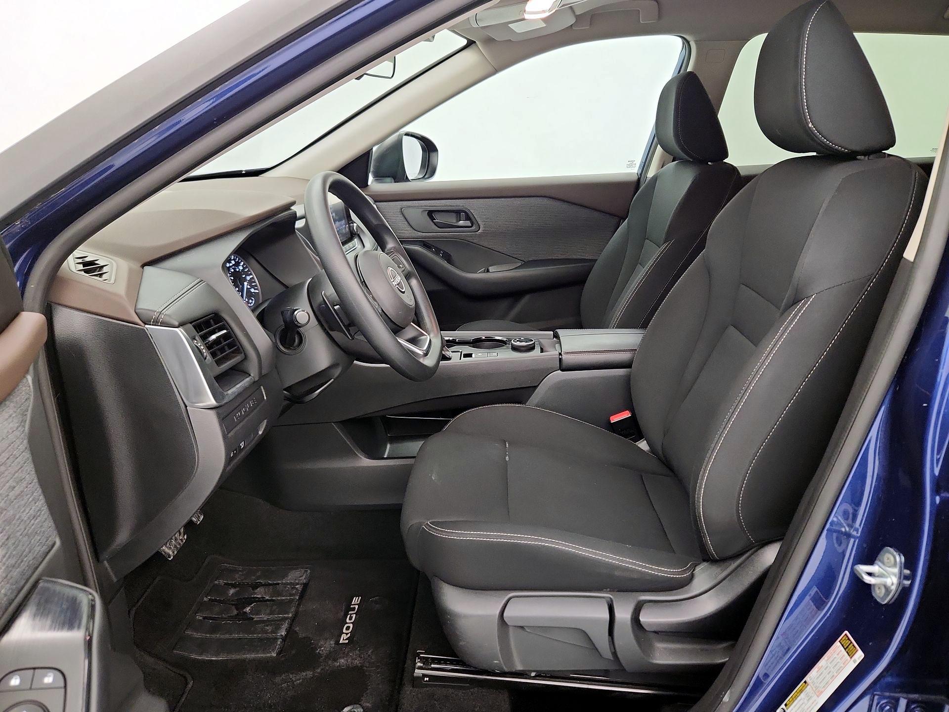 Thumbnail: 2023 Nissan Rogue - 11