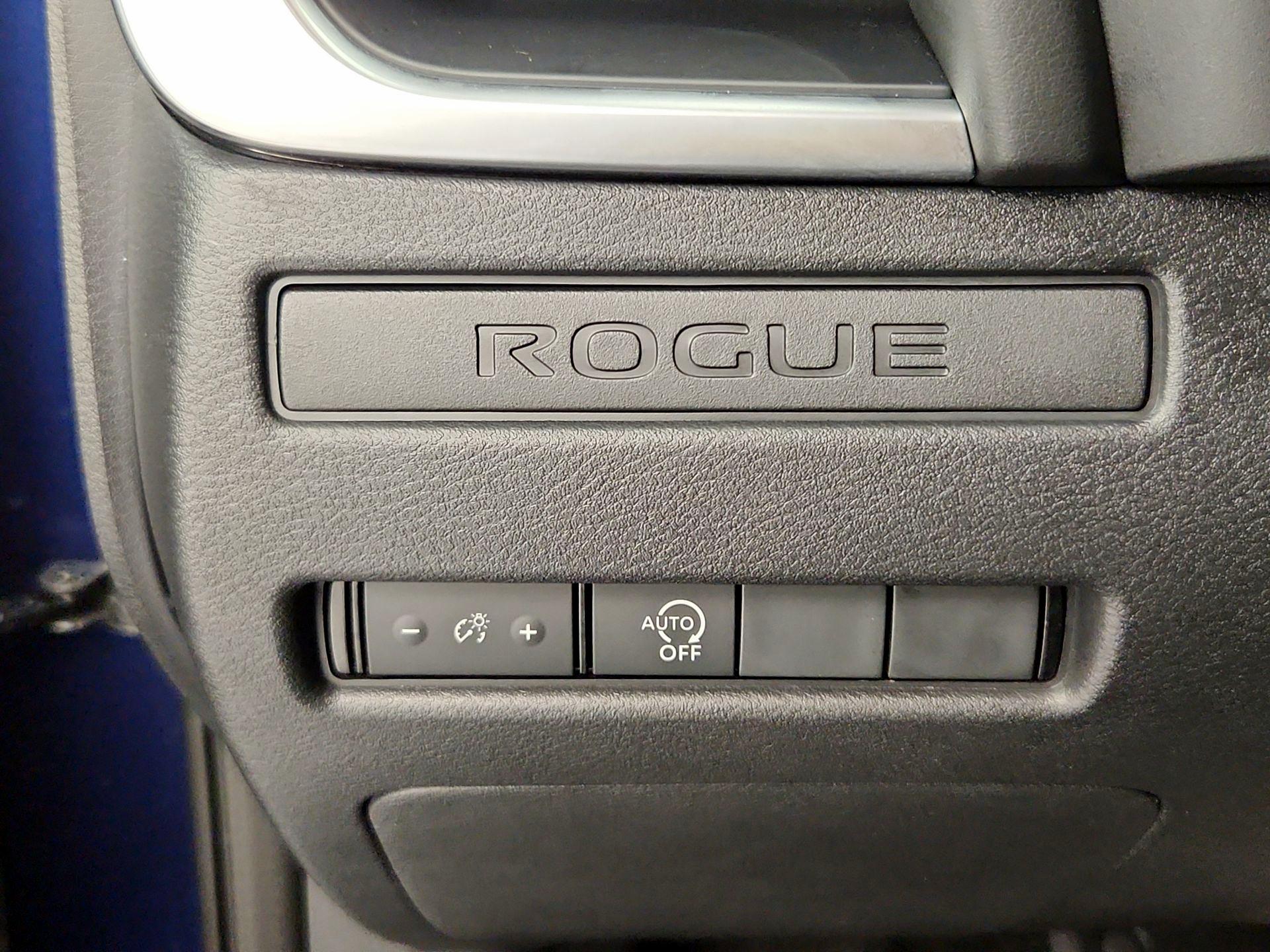 Thumbnail: 2023 Nissan Rogue - 13