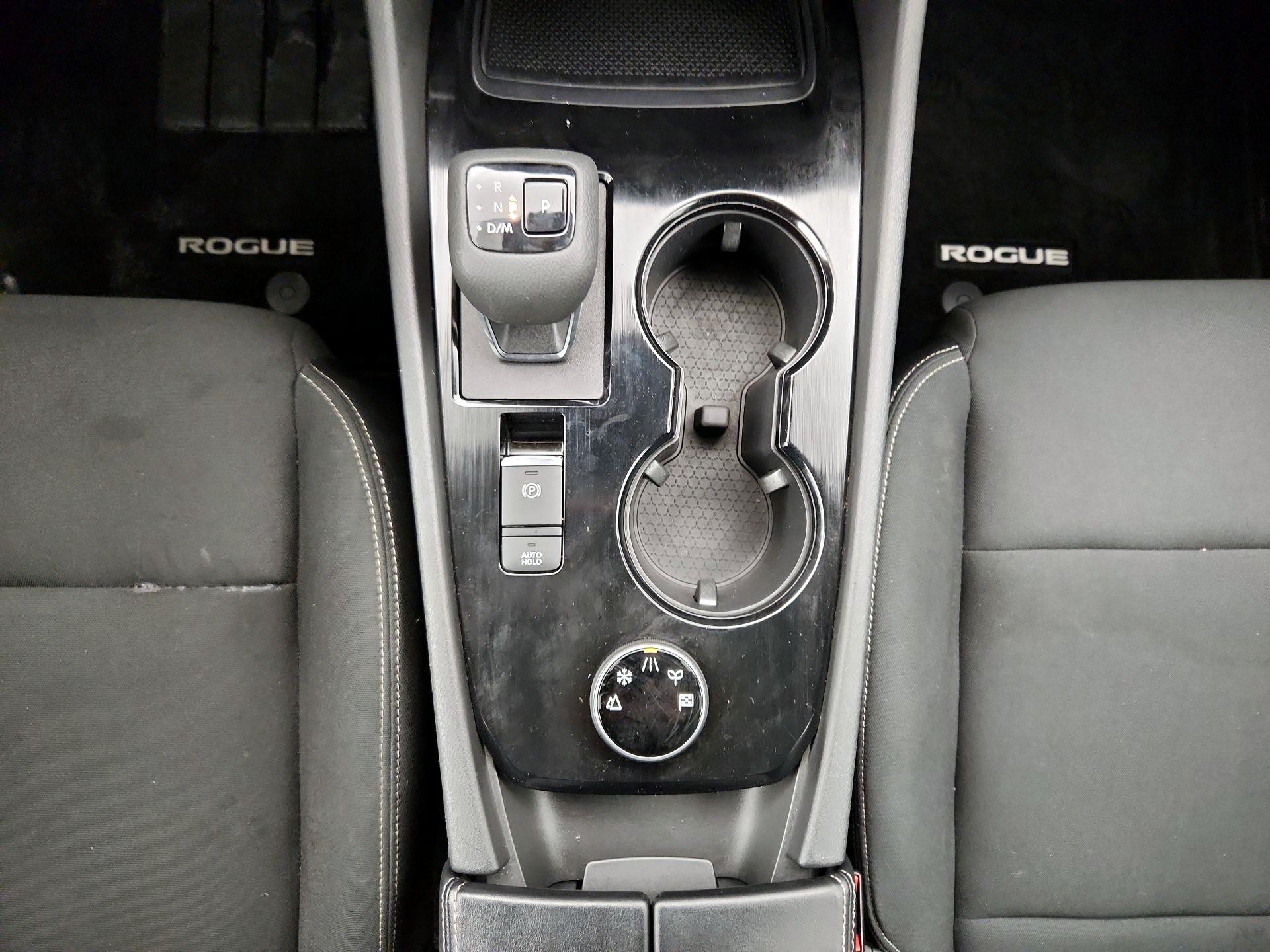 Thumbnail: 2023 Nissan Rogue - 17