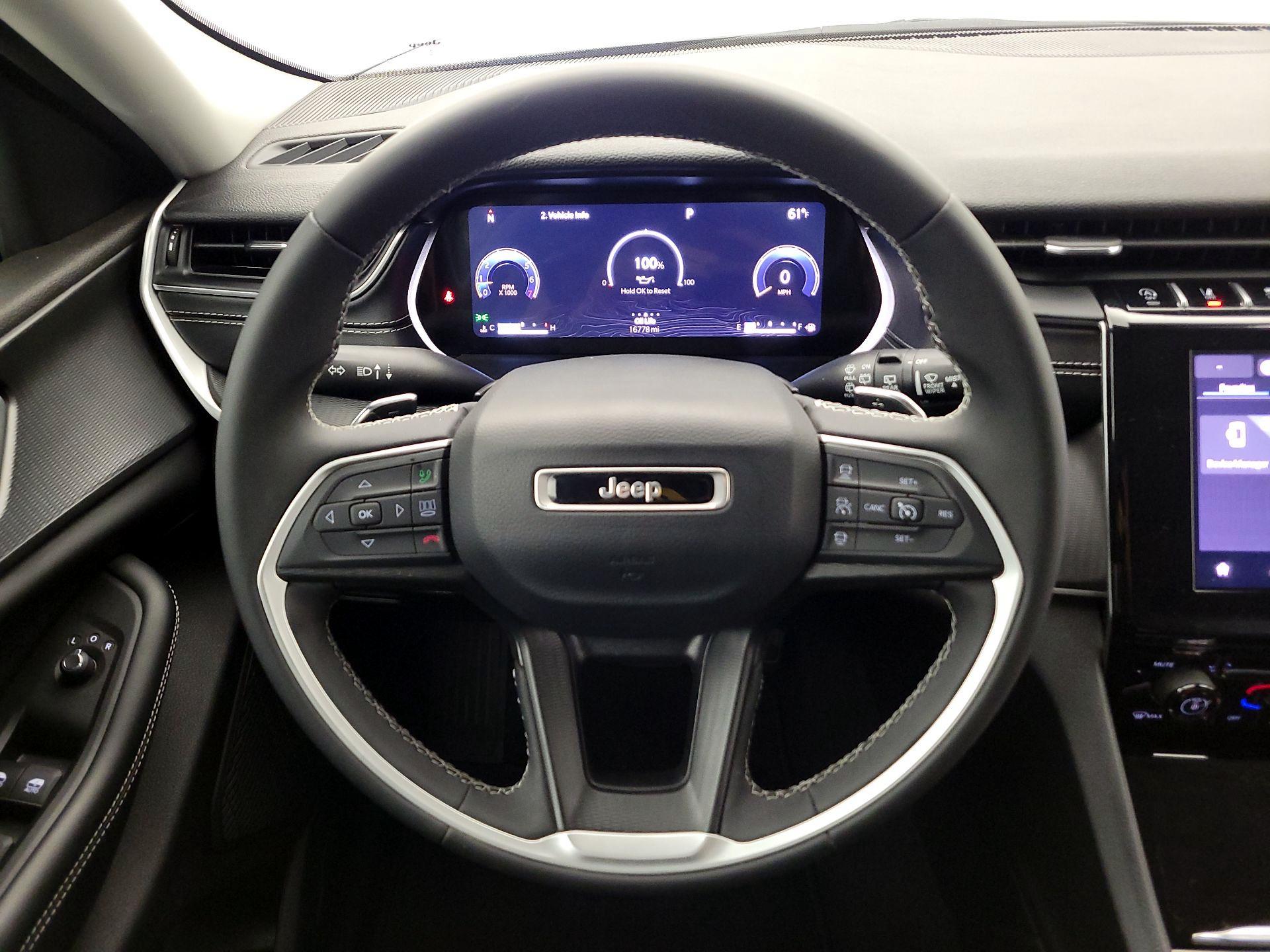 Thumbnail: 2024 Jeep Grand Cherokee - 10