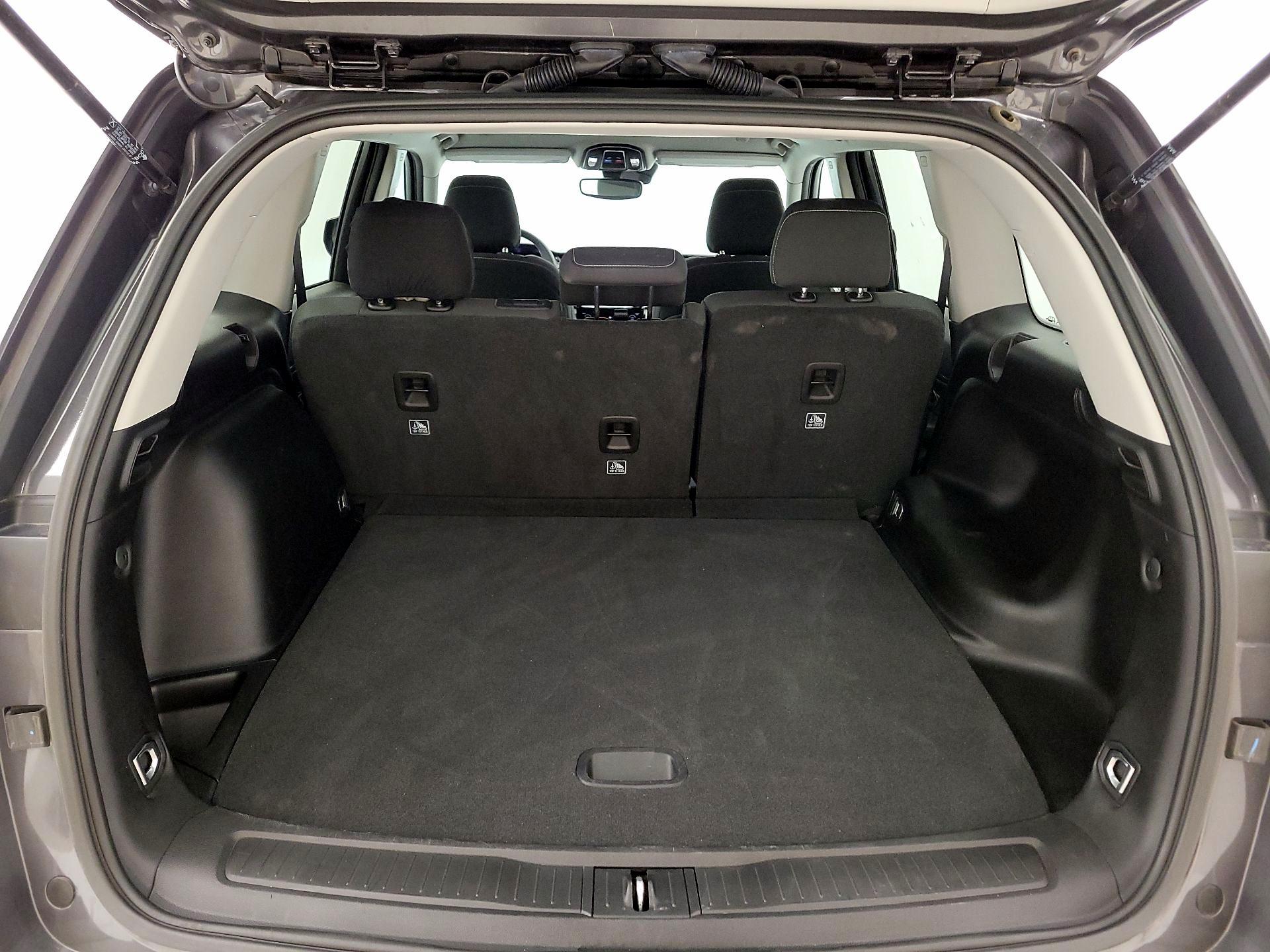 Thumbnail: 2024 Jeep Grand Cherokee - 20