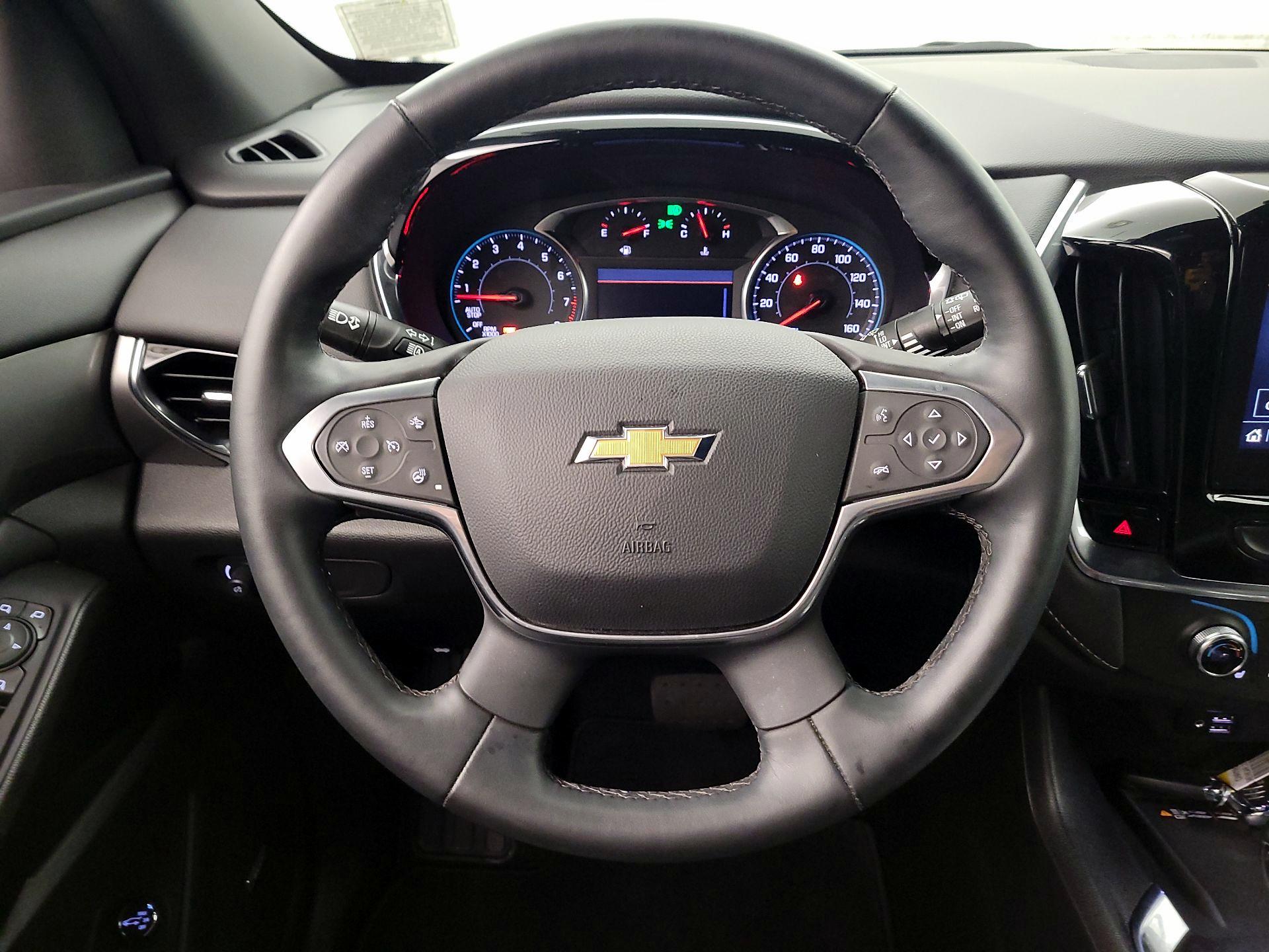 Thumbnail: 2023 Chevrolet Traverse - 10