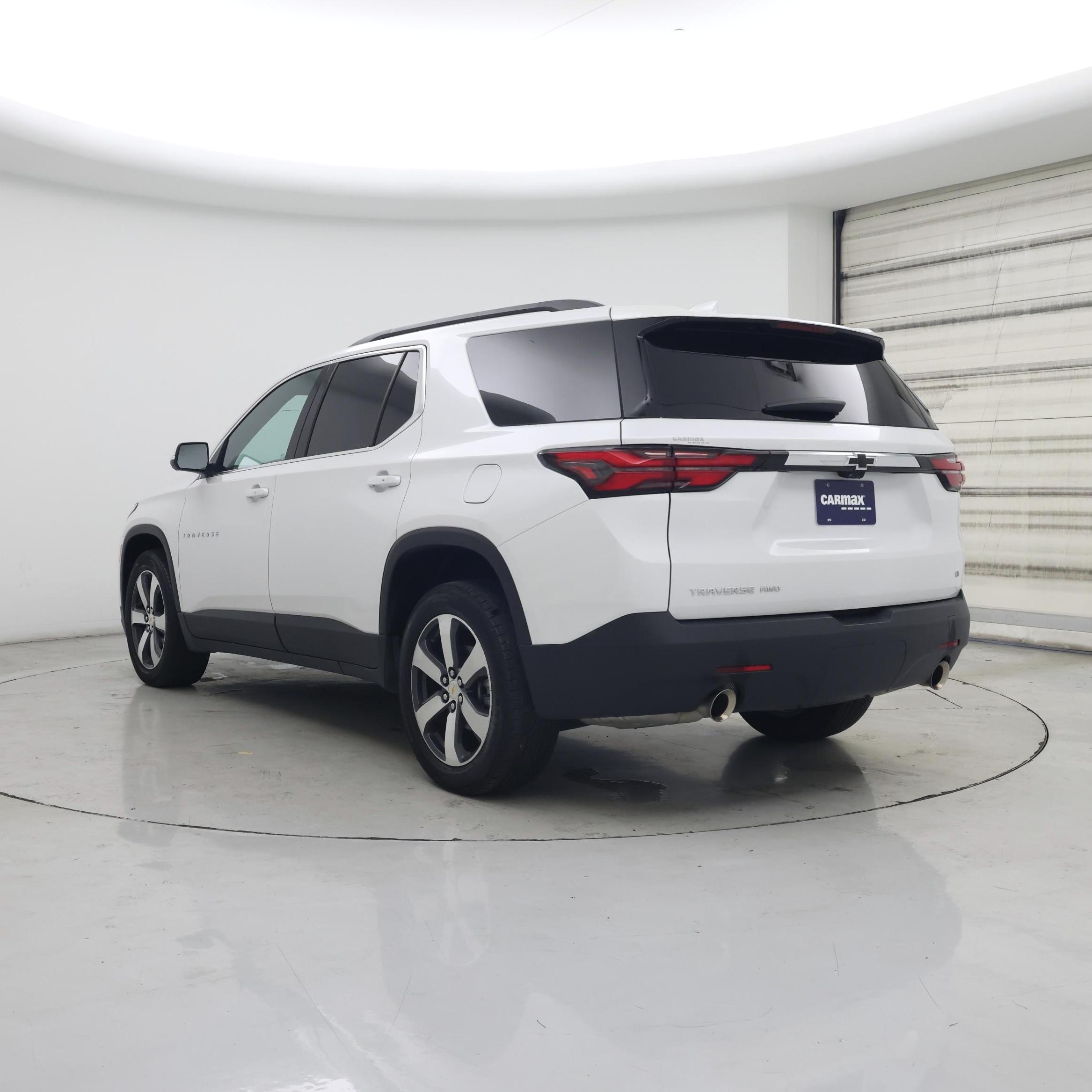 Thumbnail: 2023 Chevrolet Traverse - 2