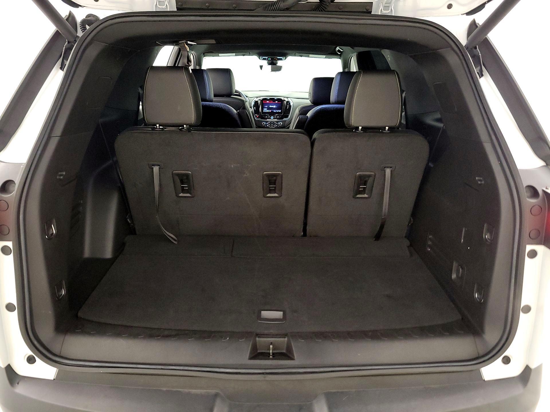 Thumbnail: 2023 Chevrolet Traverse - 19