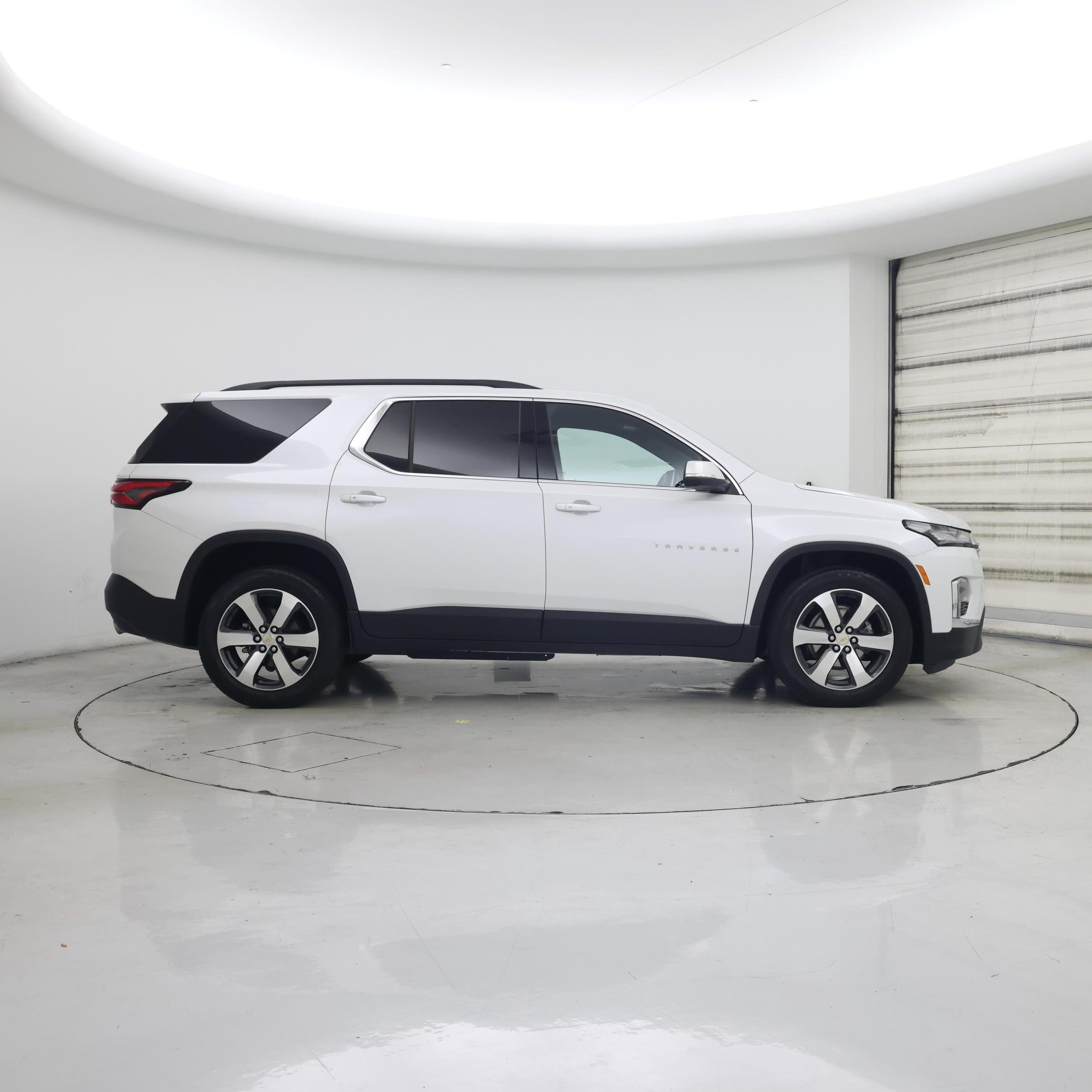 Thumbnail: 2023 Chevrolet Traverse - 7