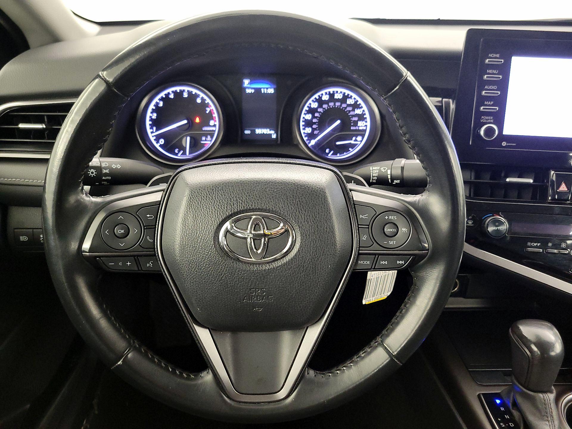 Thumbnail: 2023 Toyota Camry - 10