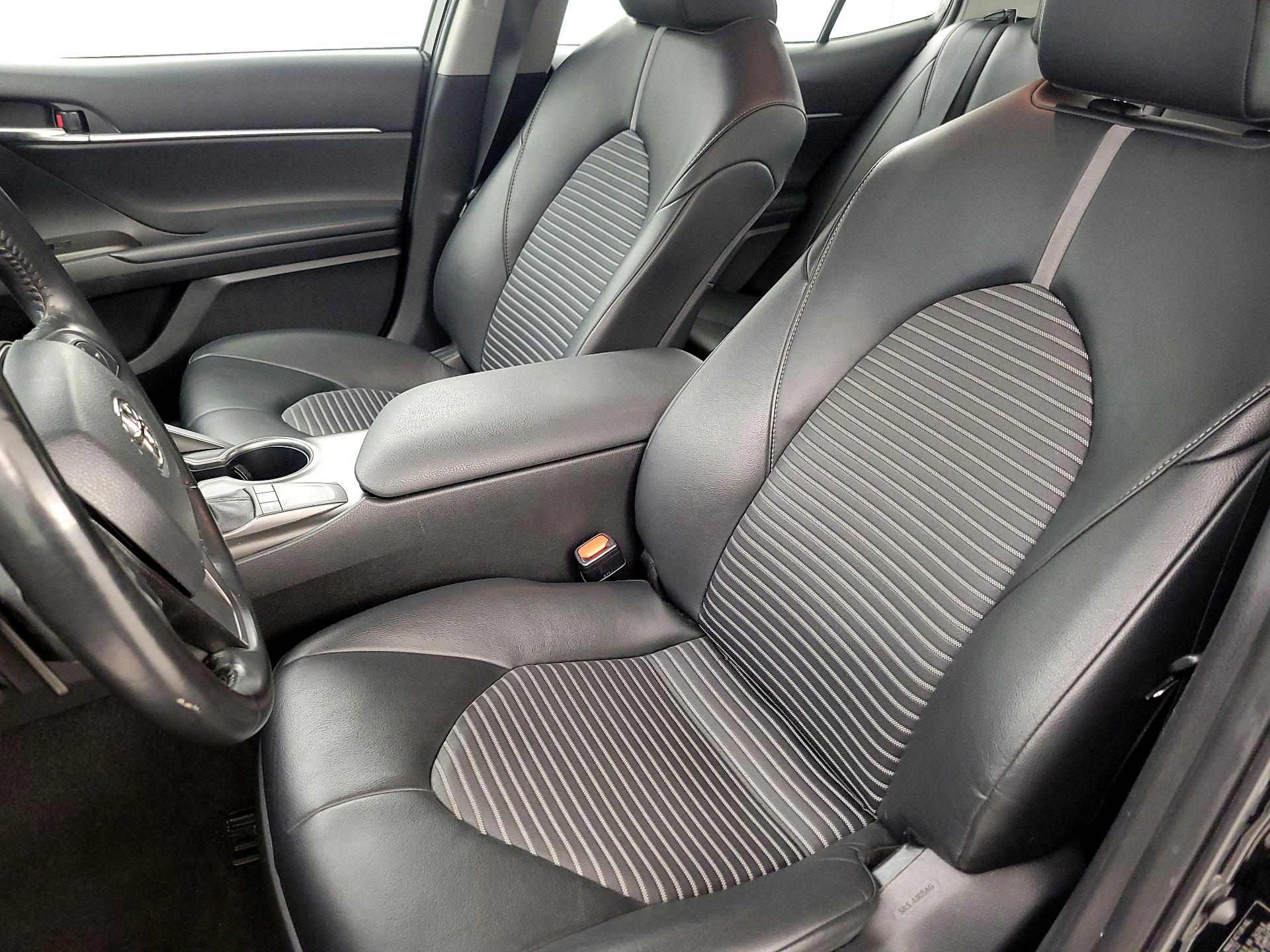 Thumbnail: 2023 Toyota Camry - 11