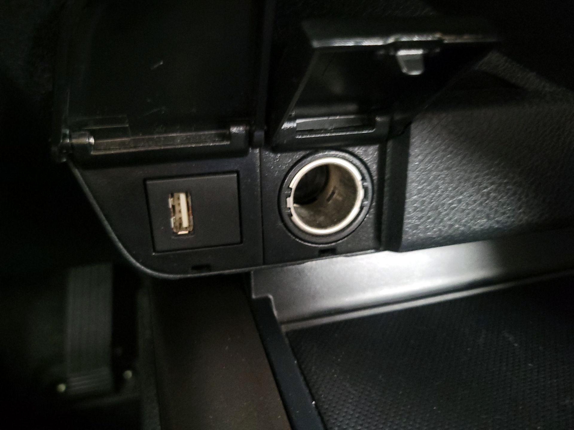 Thumbnail: 2023 Toyota Camry - 18