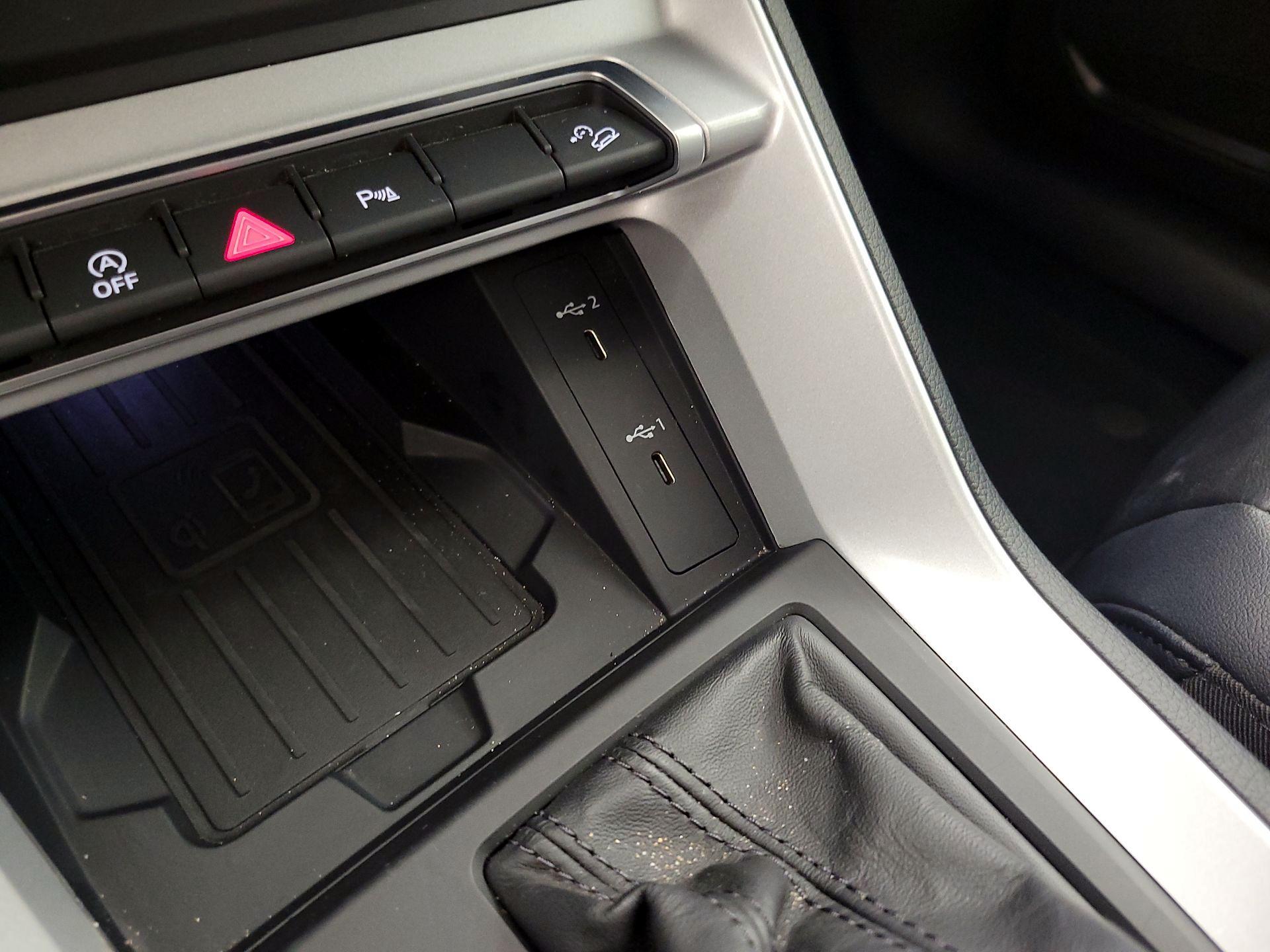 Thumbnail: 2024 Audi Q3 - 18