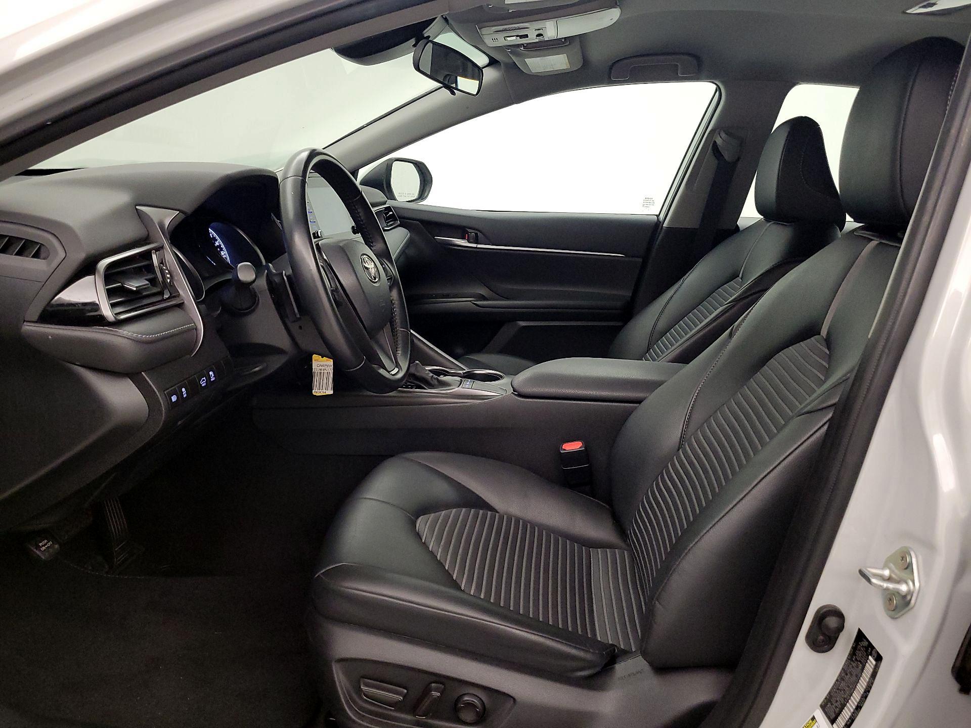 Thumbnail: 2023 Toyota Camry - 11